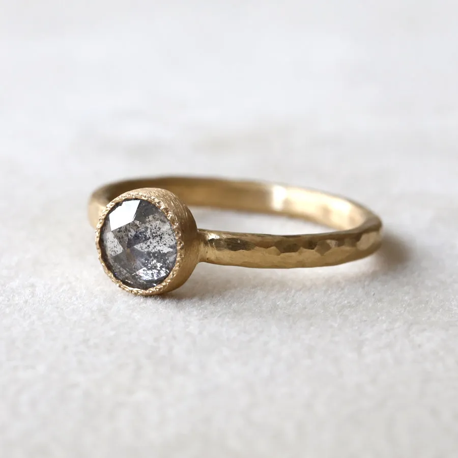 0.92ct Salt & Pepper diamond ring