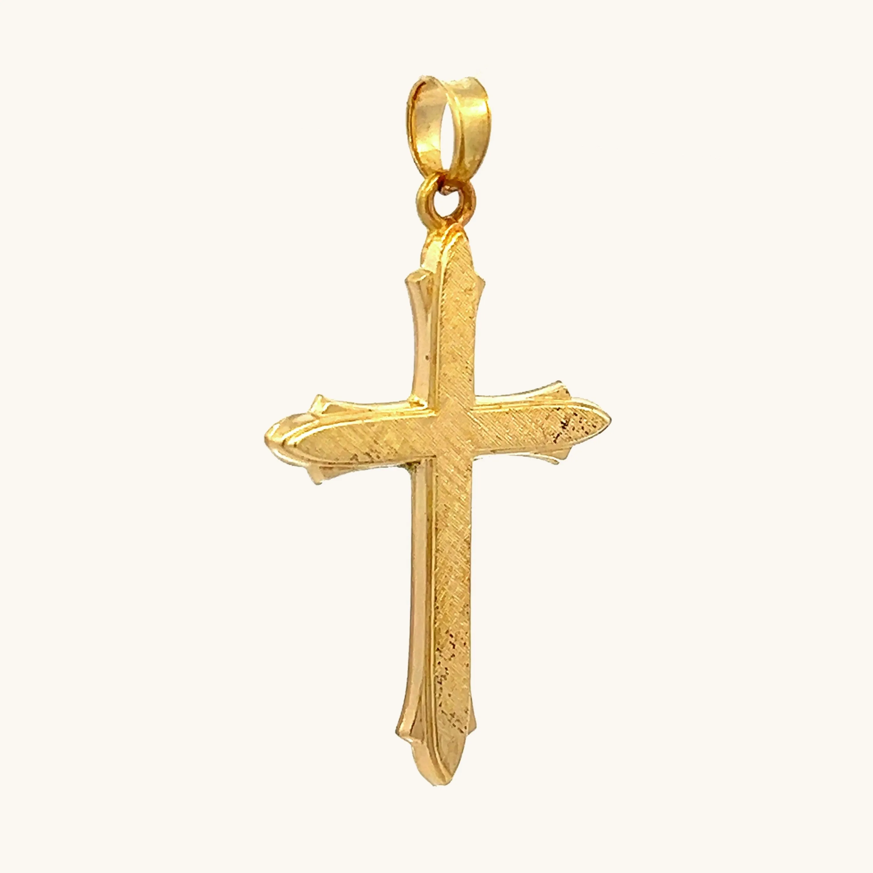14K GOLD TEXTURED CROSS PENDANT