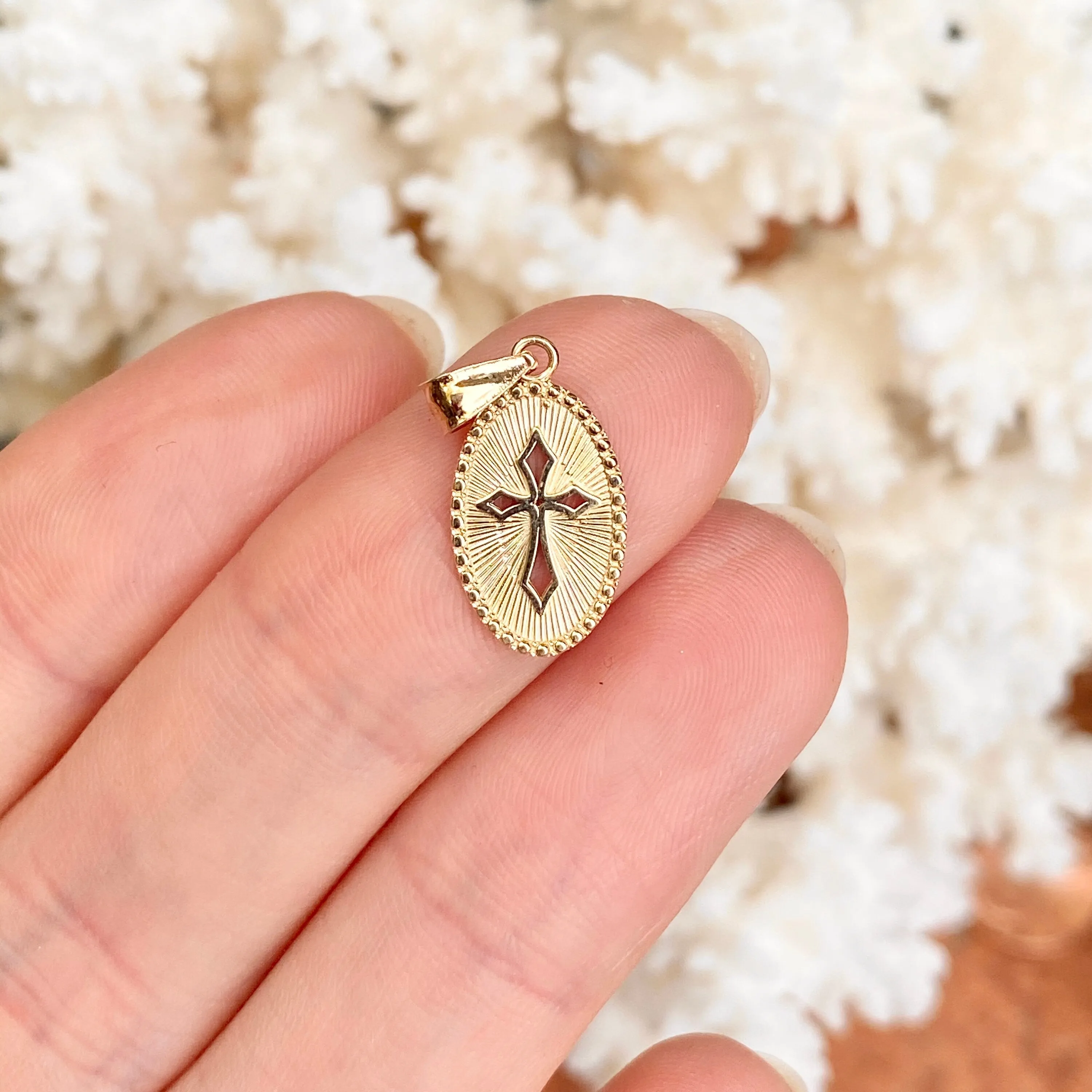 14KT Yellow Gold Oval Textured Cut-Out Cross Pendant Charm