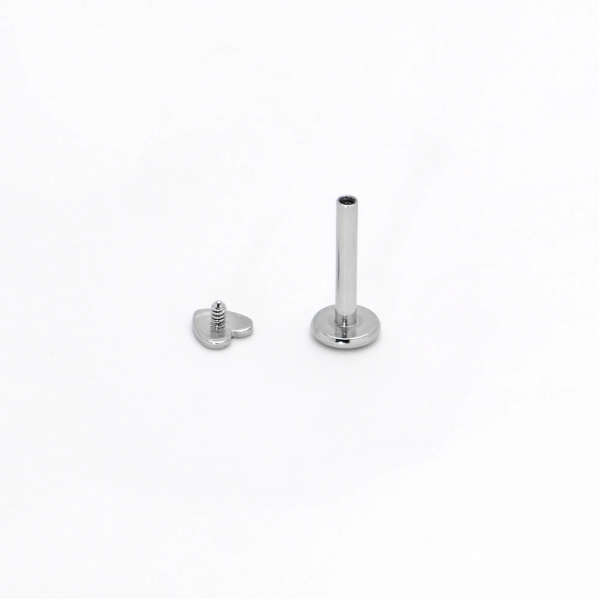 16 Gauge 1/4 Internally Threaded Simple Style Heart Labret Tragus