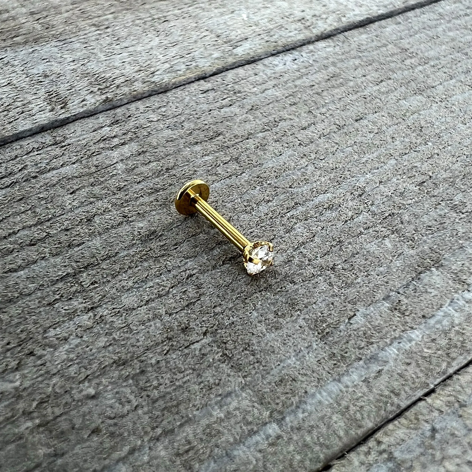 16 Gauge 5/16 Clear Gem Gold Tone Round Internal Thread Labret Tragus
