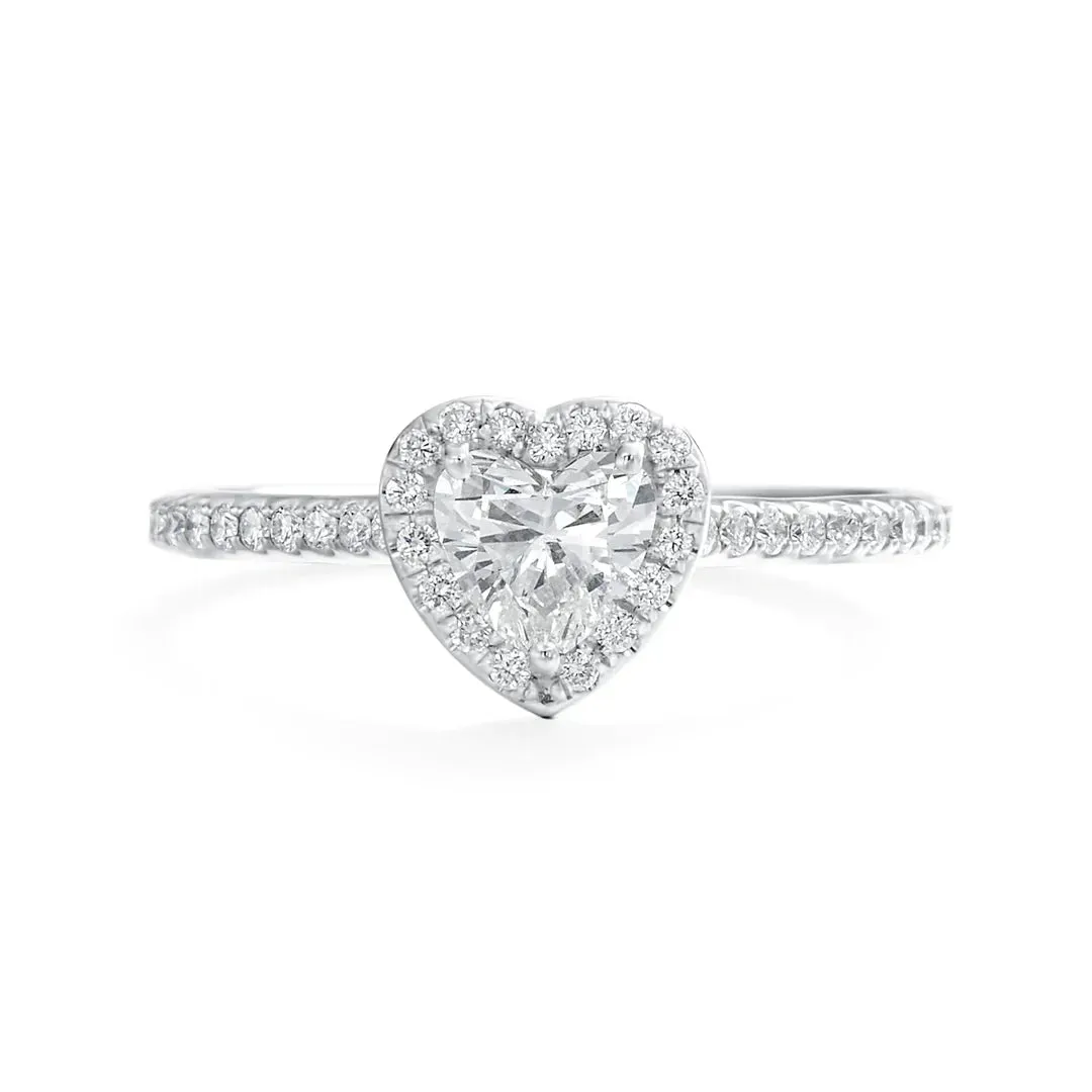 18KT Gold Heart-Shaped Diamond Ring