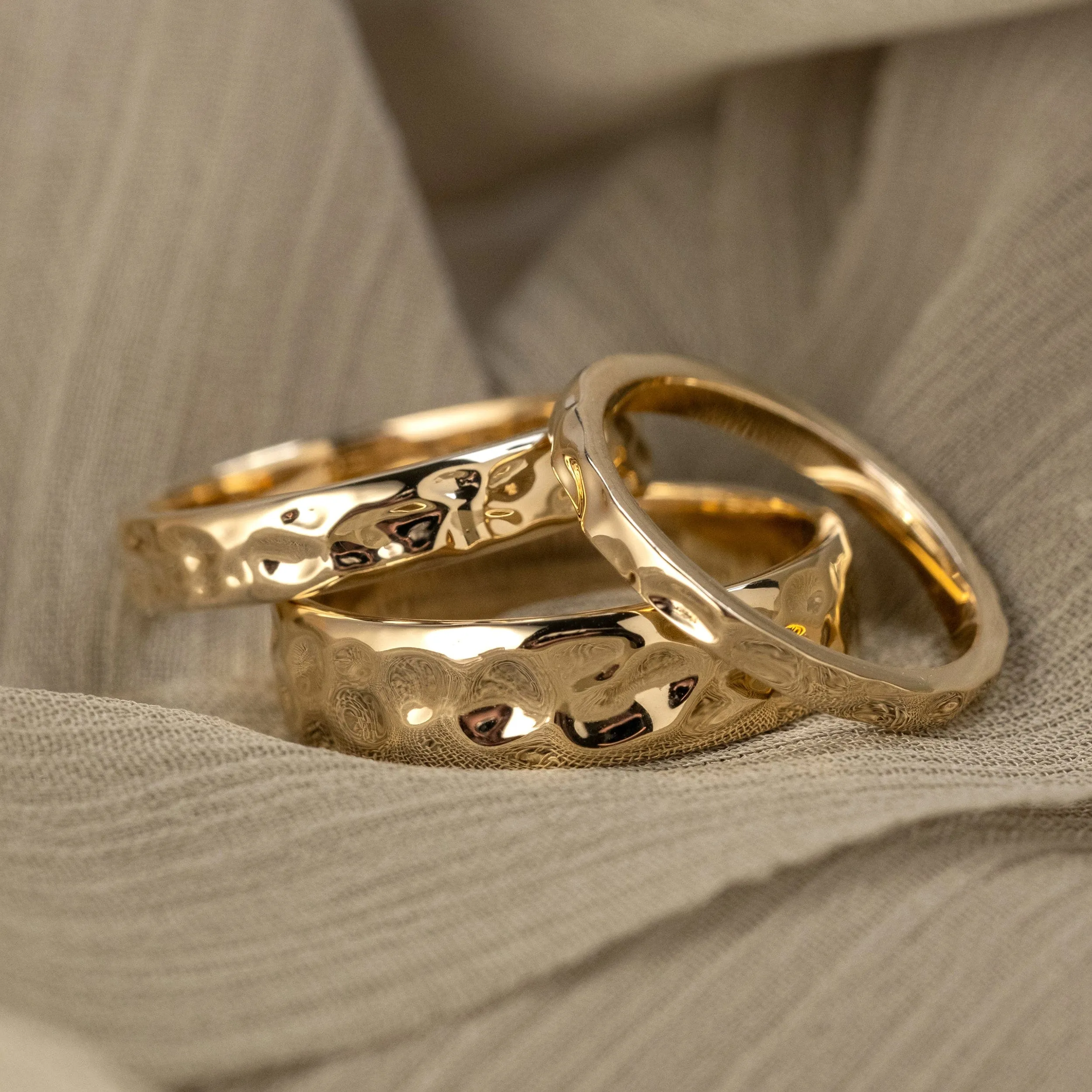 2mm Dunes Wedding Band