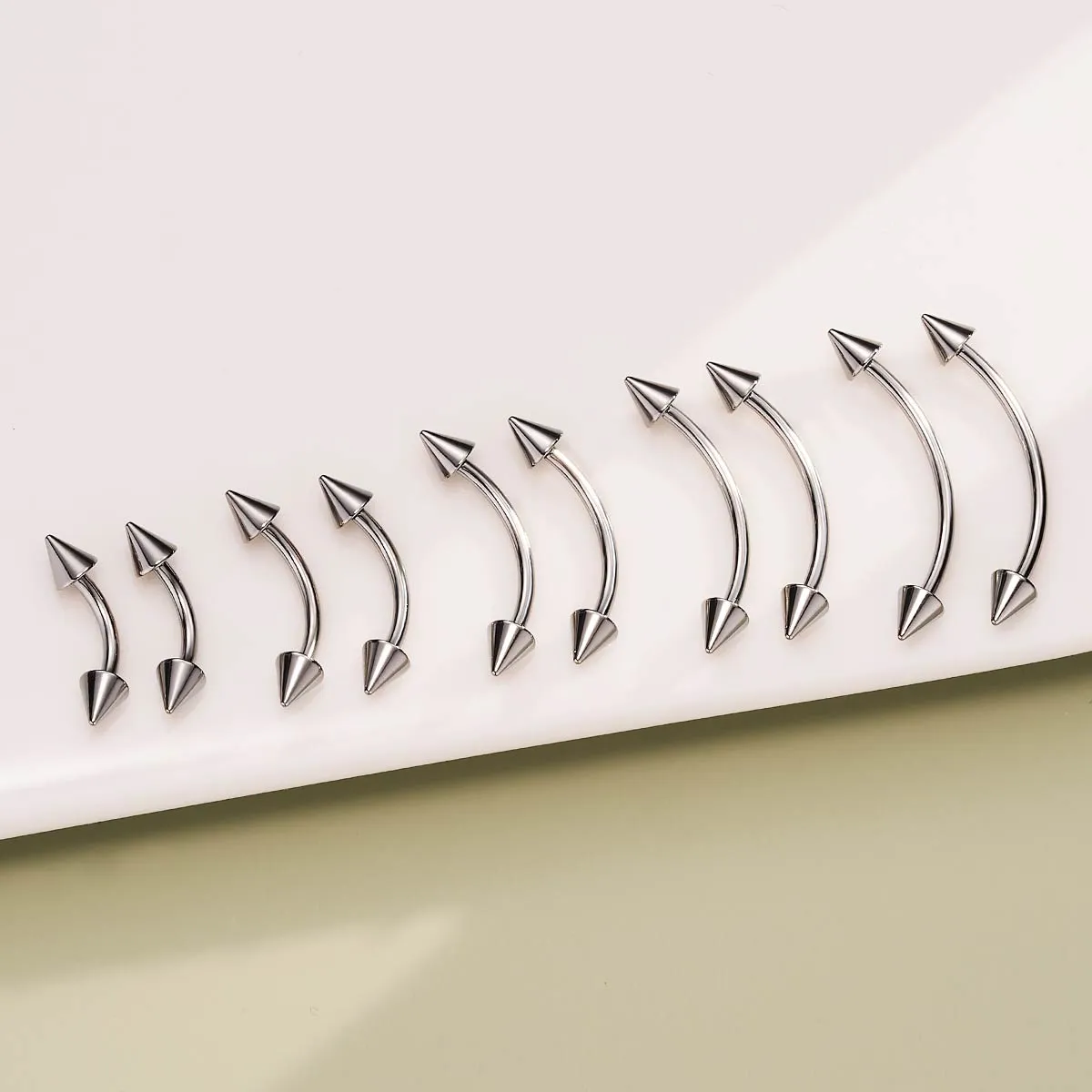2PCS 18G Titanium Internally Threaded Spike Eyebrow Rook Rings