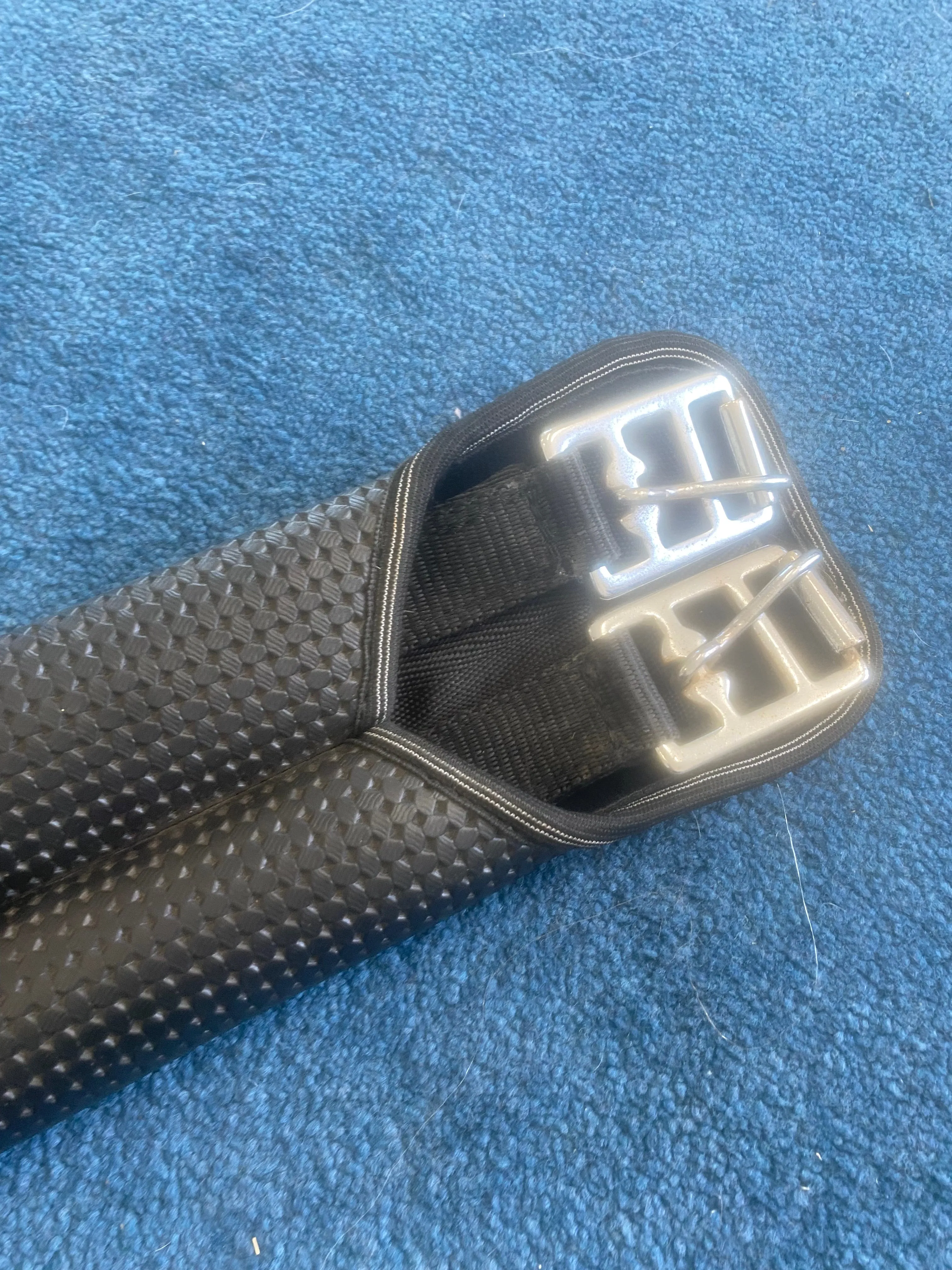 32” black padded girth