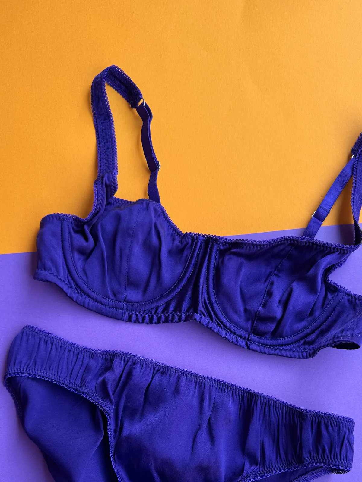 Araks: Gita Silk Underwire Bra - Aster
