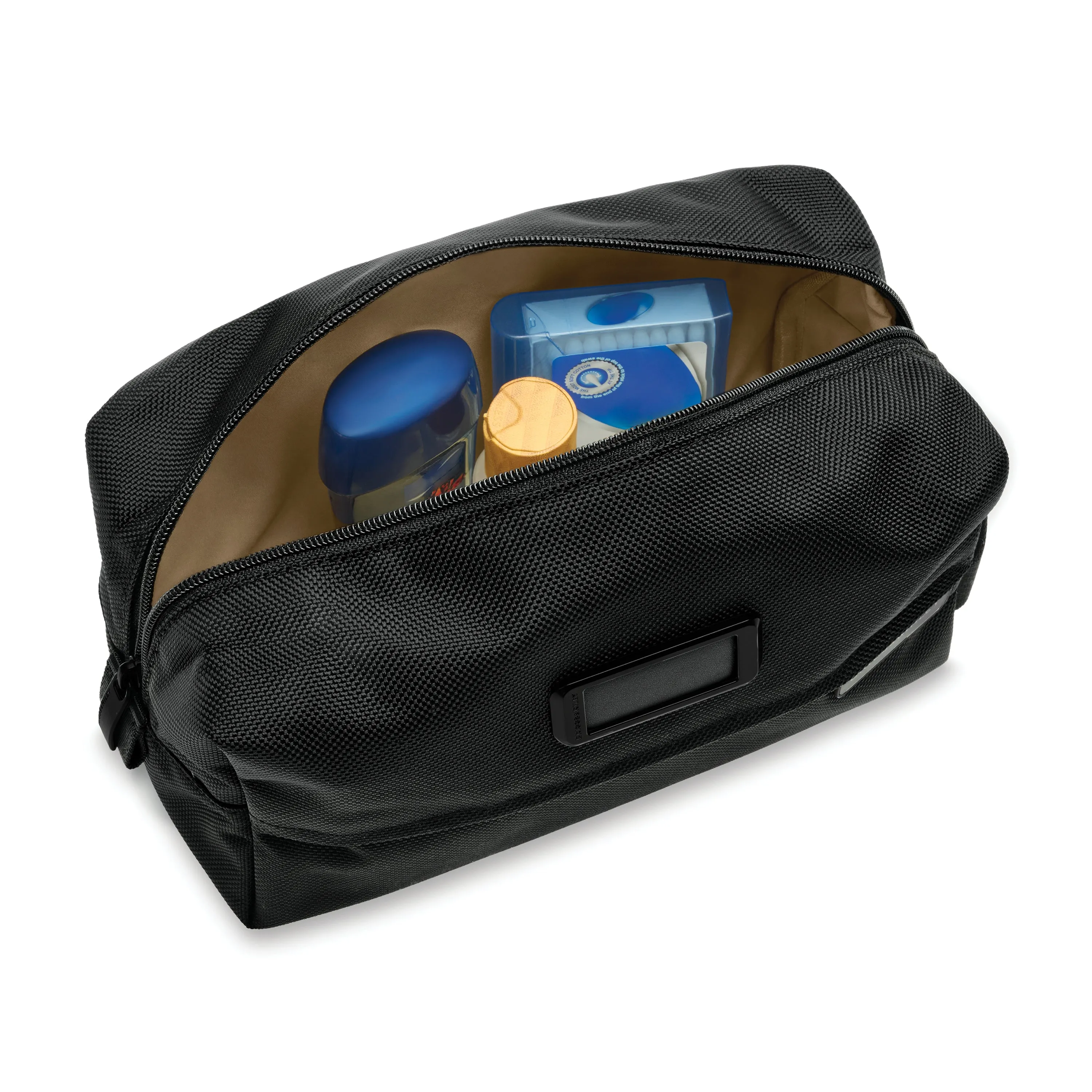 BASELINE EVERYDAY ESSENTIALS KIT
