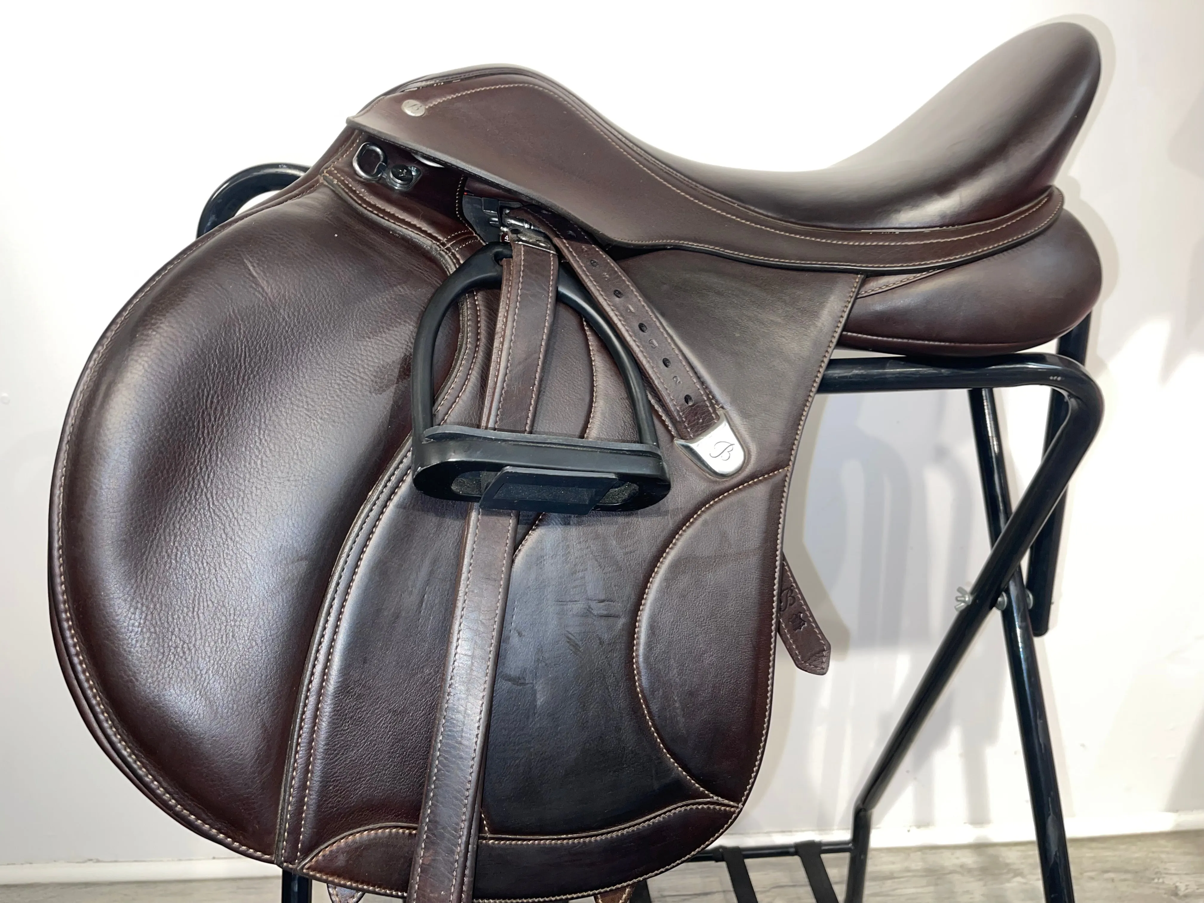 Bates All Purpose  Saddle with Luxe Leather 17in