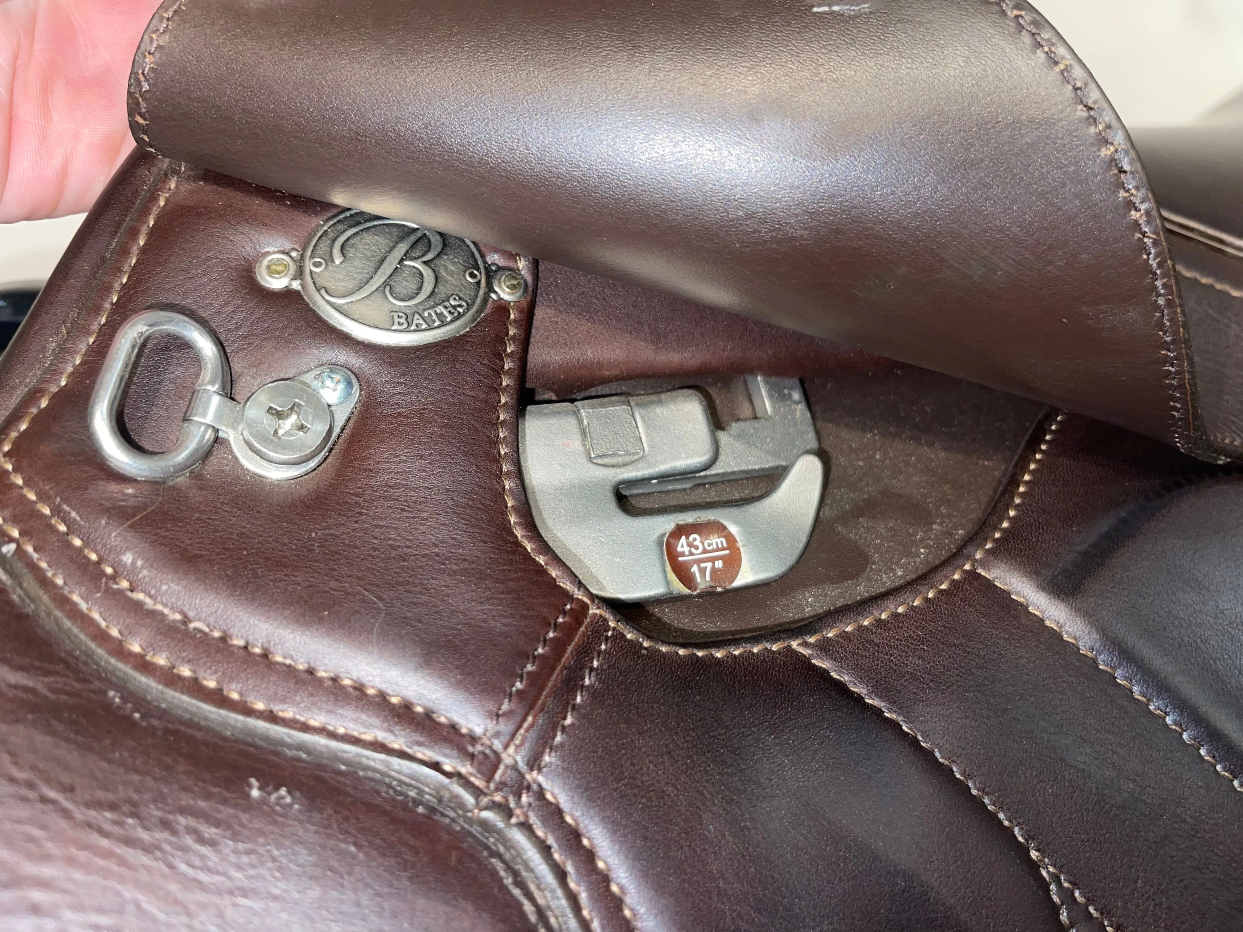 Bates All Purpose  Saddle with Luxe Leather 17in