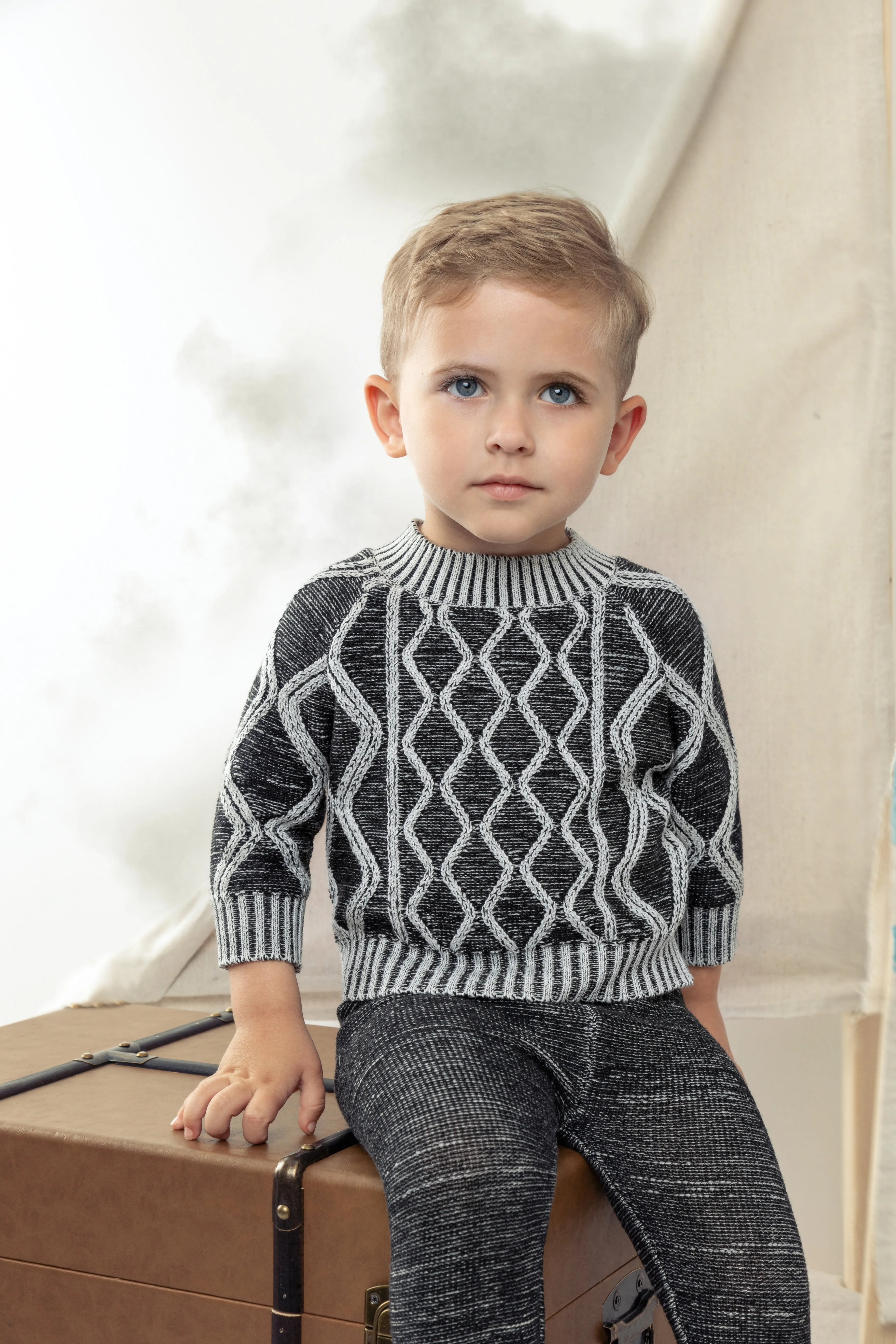 Belati Diamond Textured Knit Top in Navy