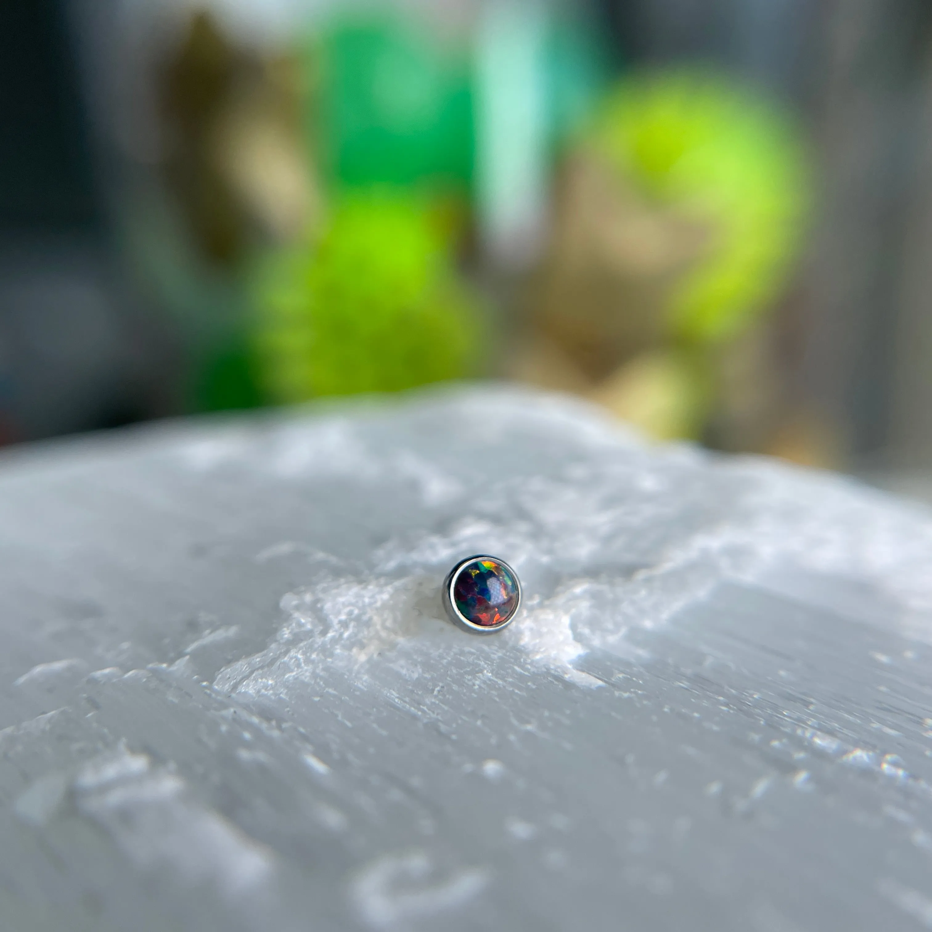Bezel Setting Gem End with 18g/16g Threading