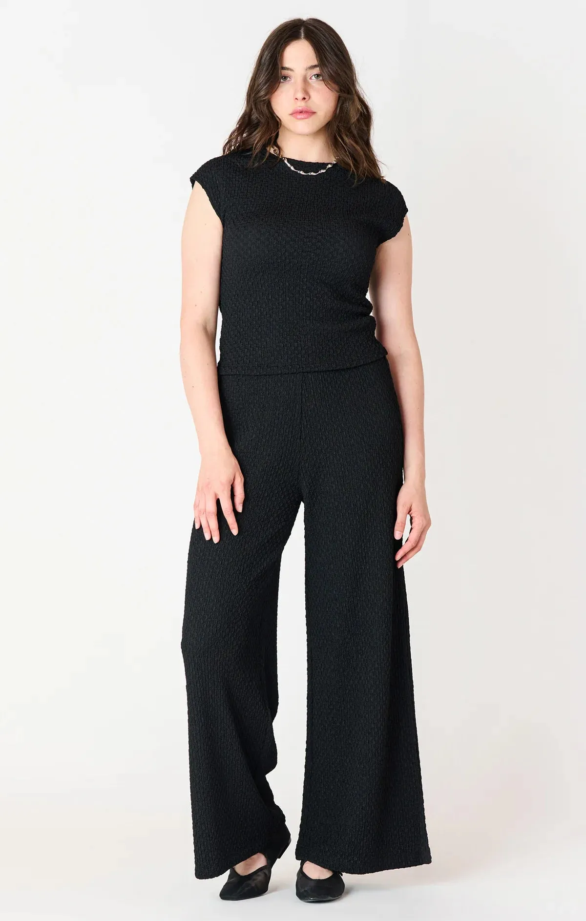 BLACK TAPE- WOMEN’S TOP 2524014