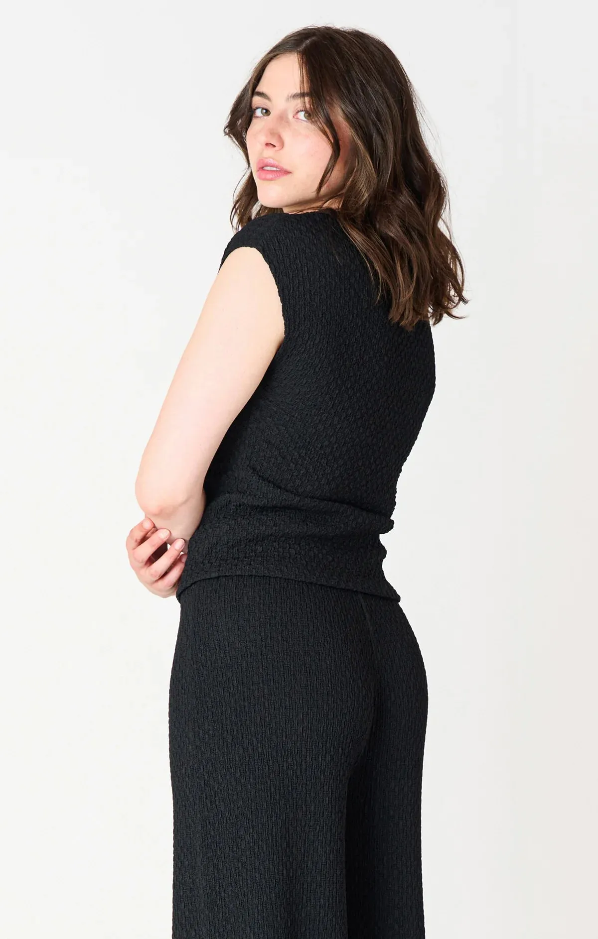 BLACK TAPE- WOMEN’S TOP 2524014