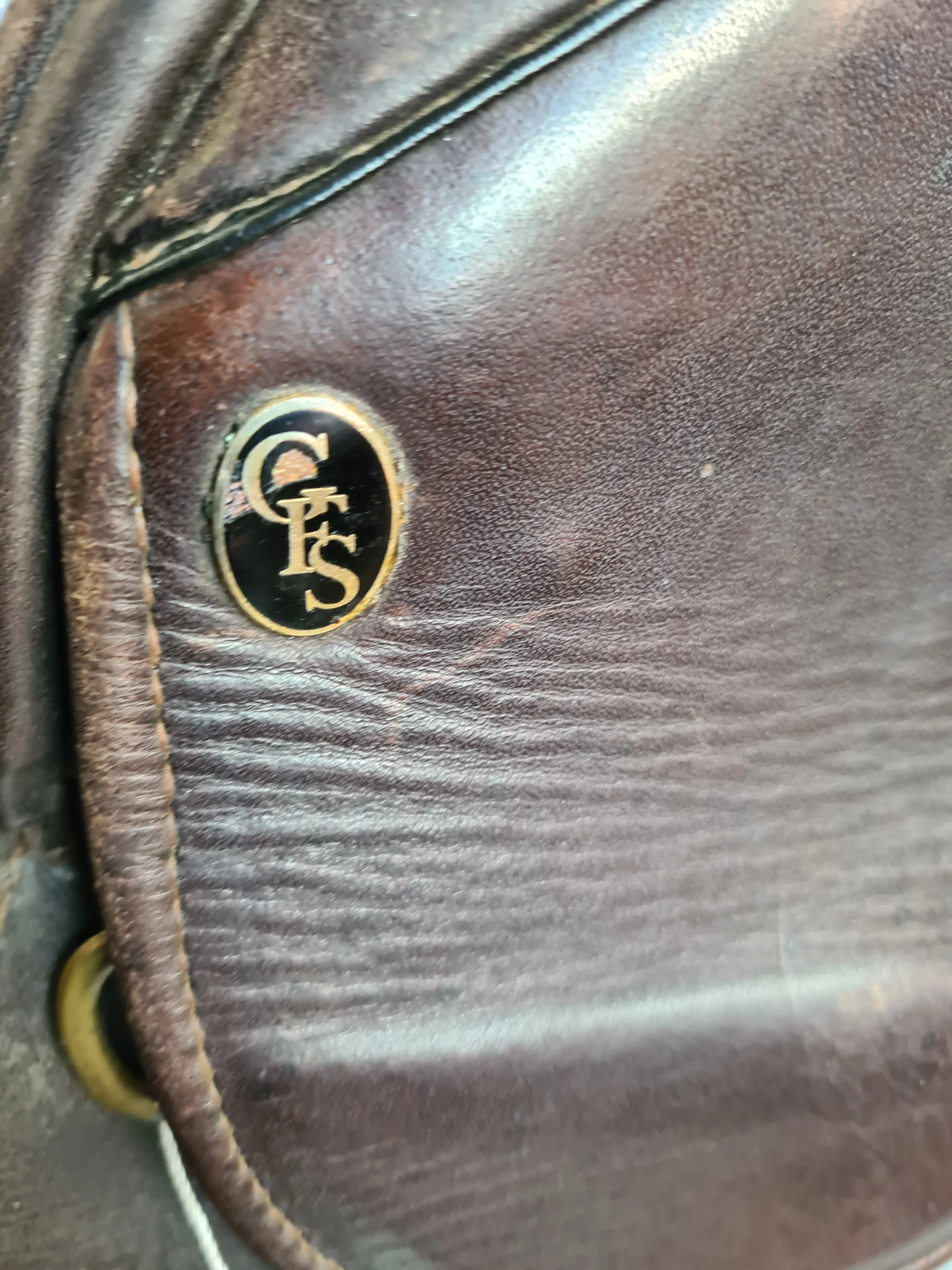 Brown GFS 17" medium wide leather  general purpose saddle FREE POSTAGE 🔵