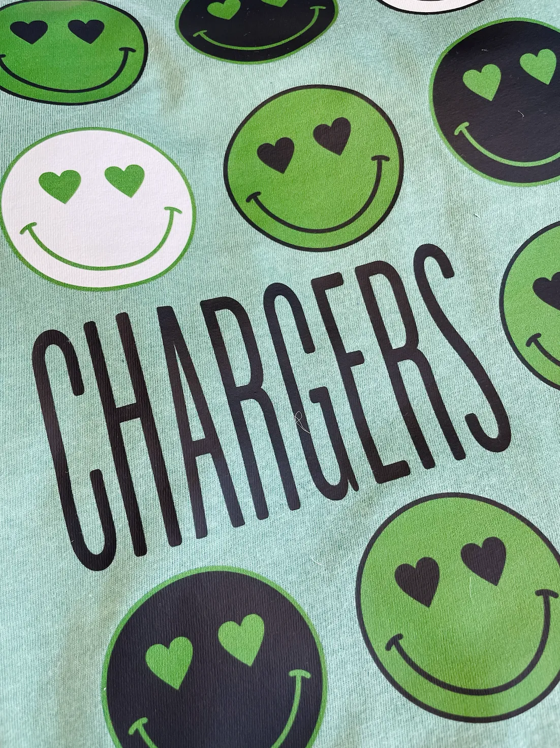 Chargers Smiles (D524)