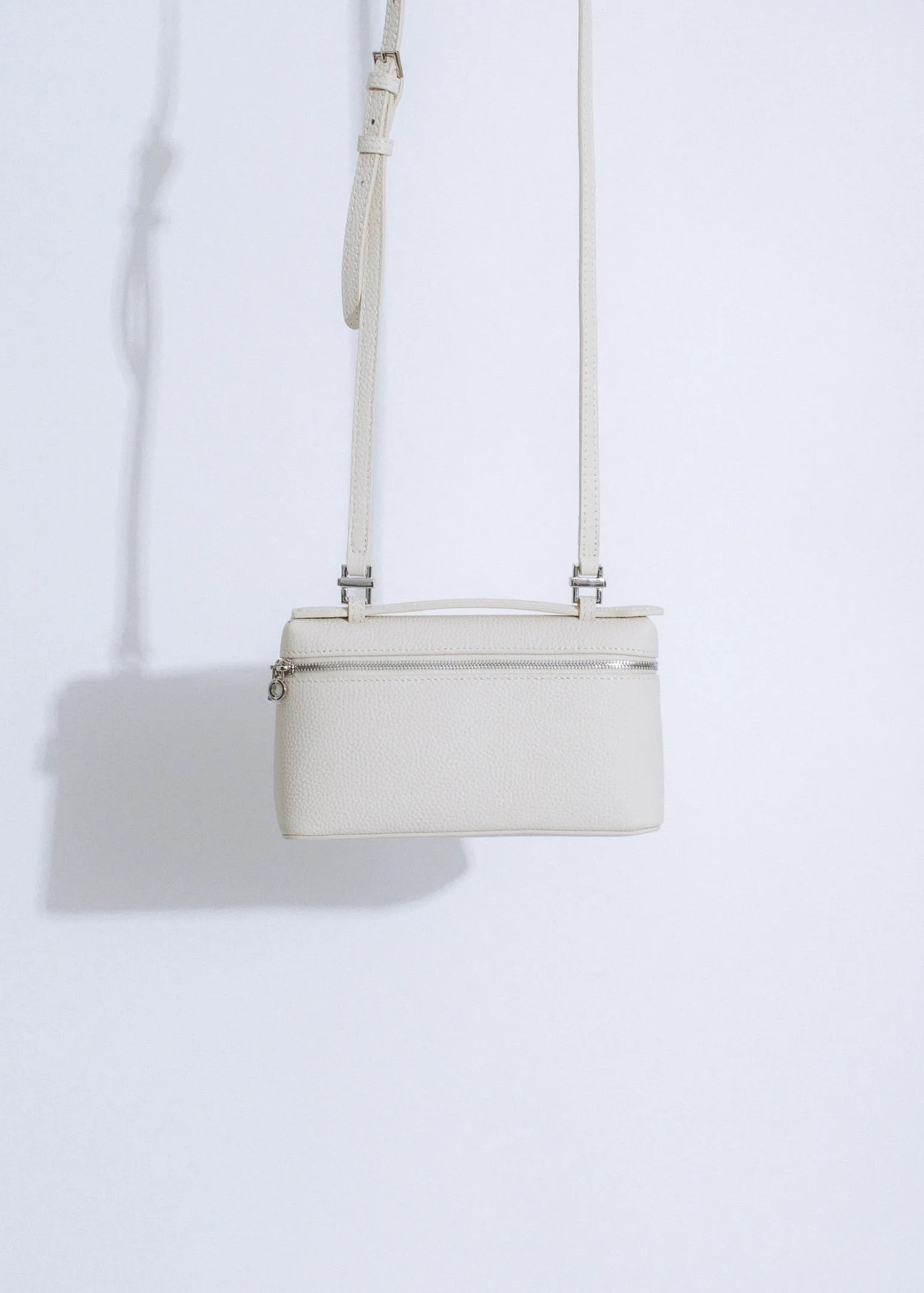 City Sleek Crossbody Handbag Nude
