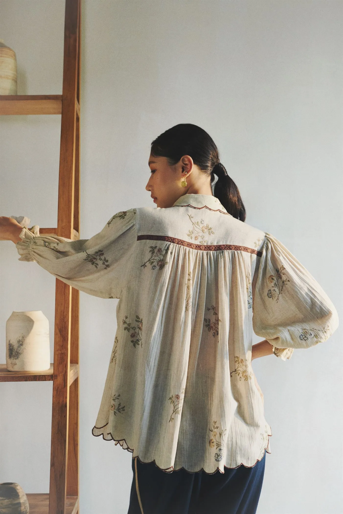 CORD   I   Hiraeth  Judy Shirt Ivory-Dahlia Print