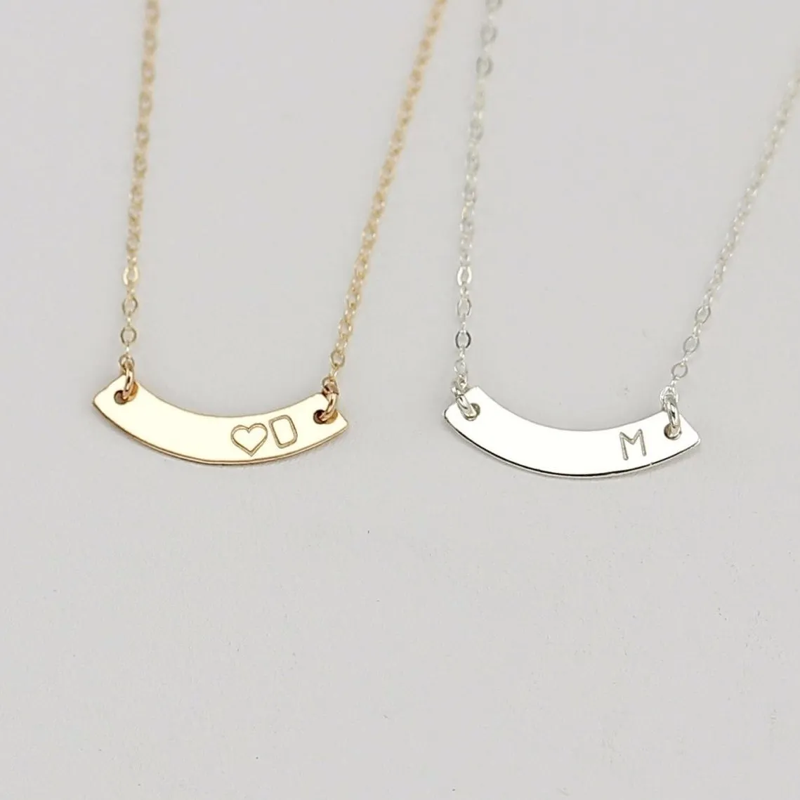 Curved Bar Necklace