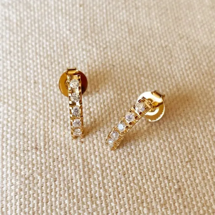 Curved Bar Stud Earrings In Gold