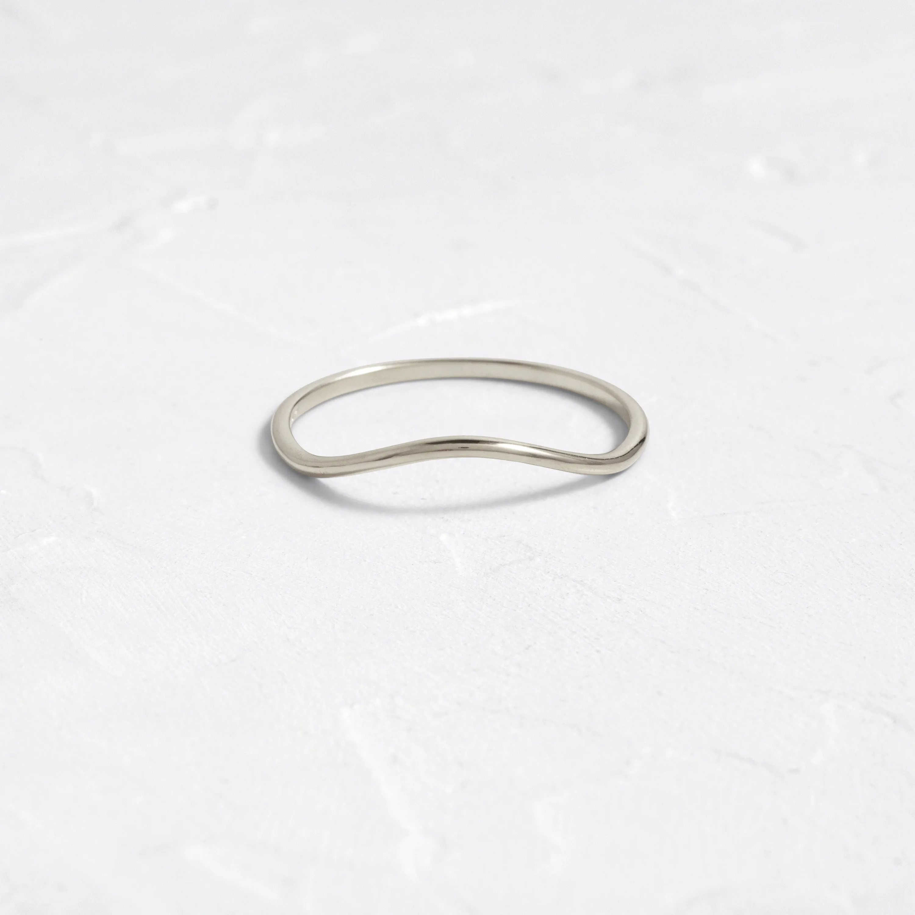 Curved Pairing Band - Hidden