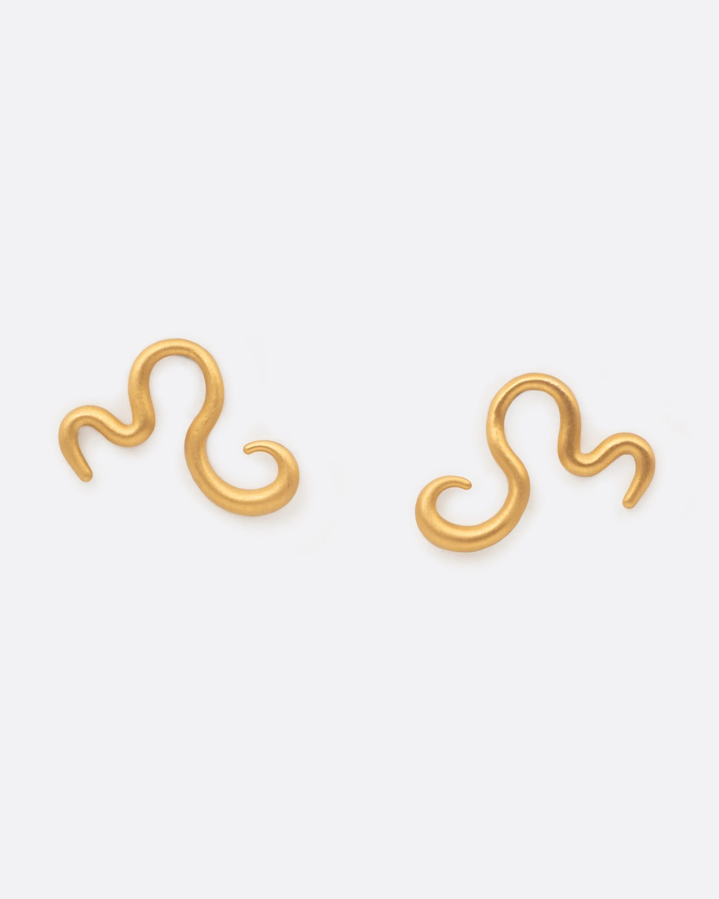 Curved Snake Stud
