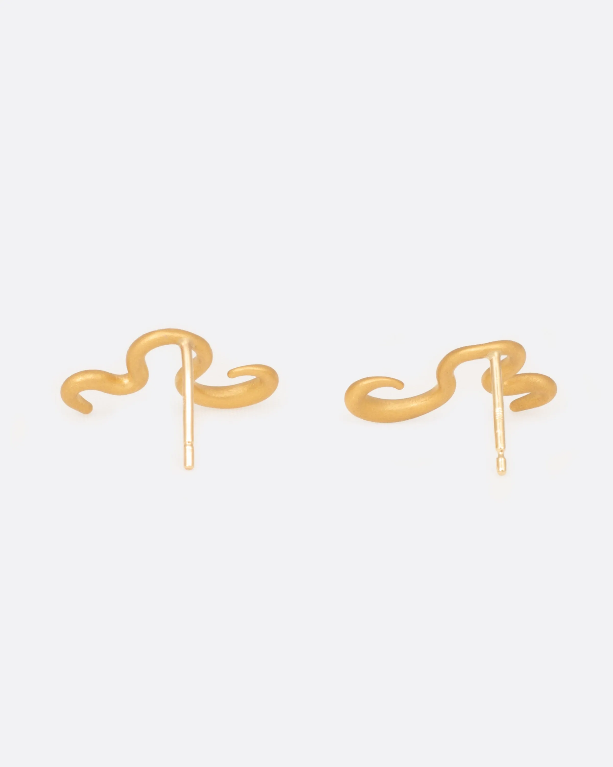 Curved Snake Stud