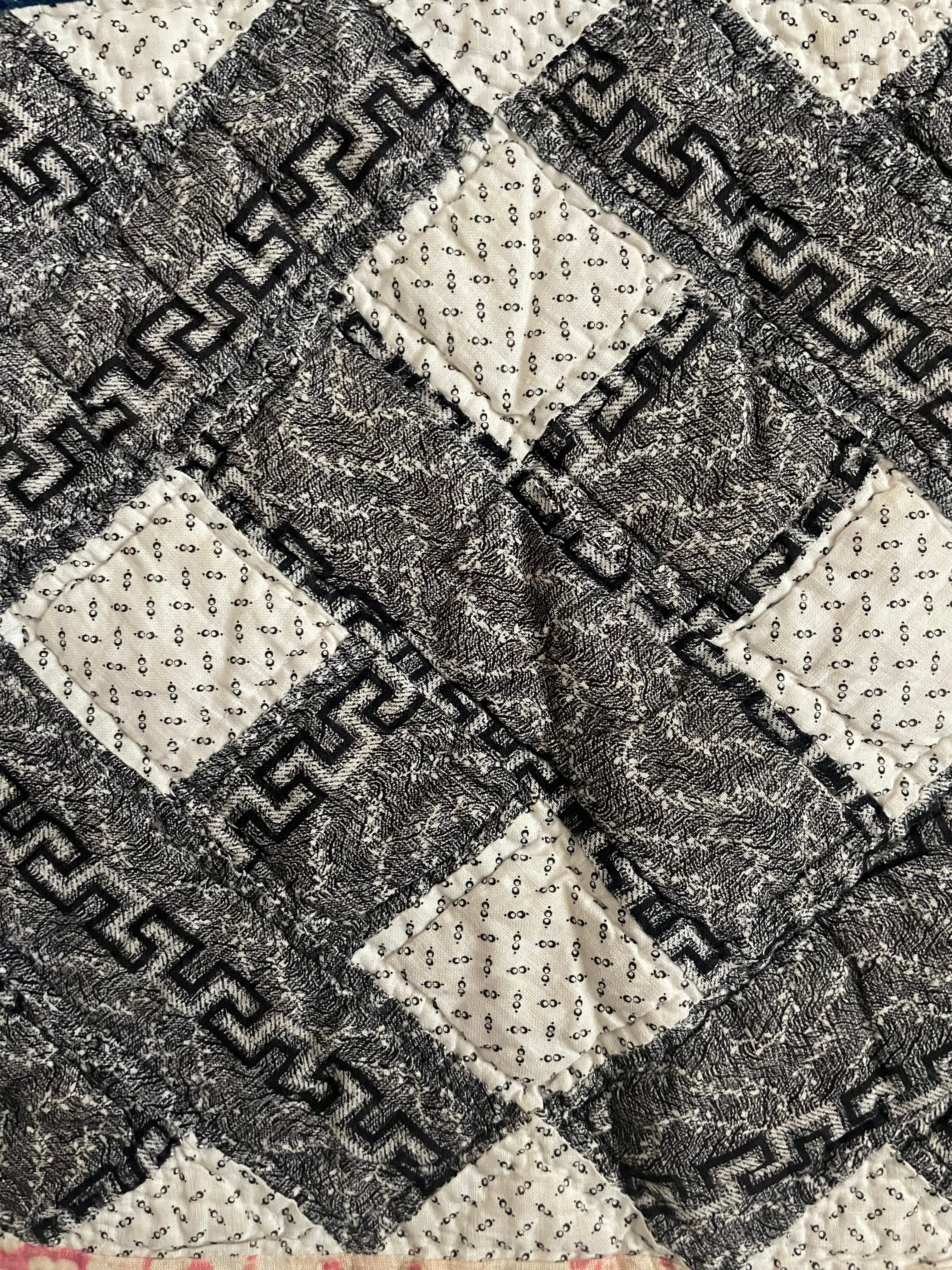 Early 1900s  Calico Patchwork Hand Stitched Quilt