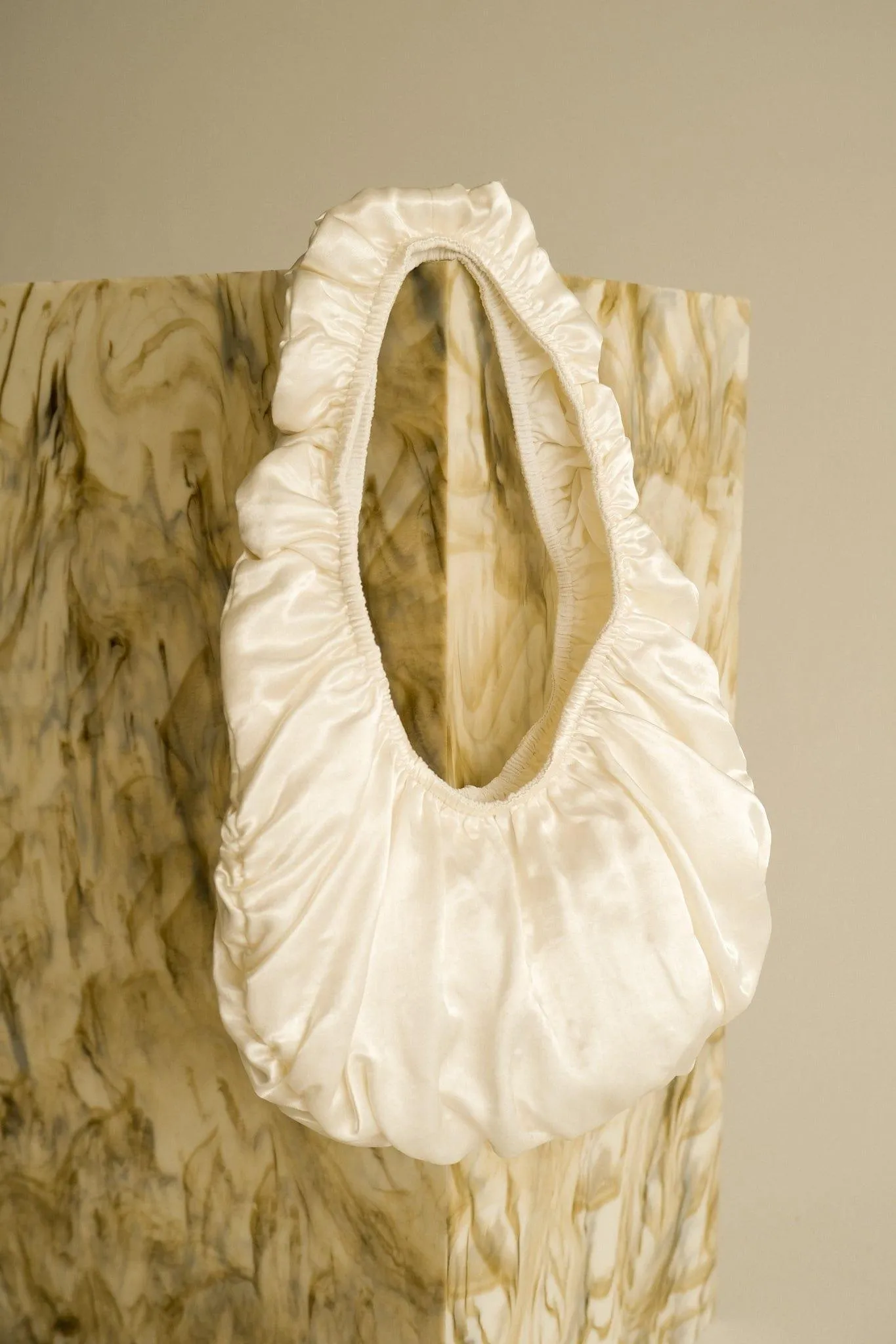 ELEMENTAL RUCHED BAG | WHITE