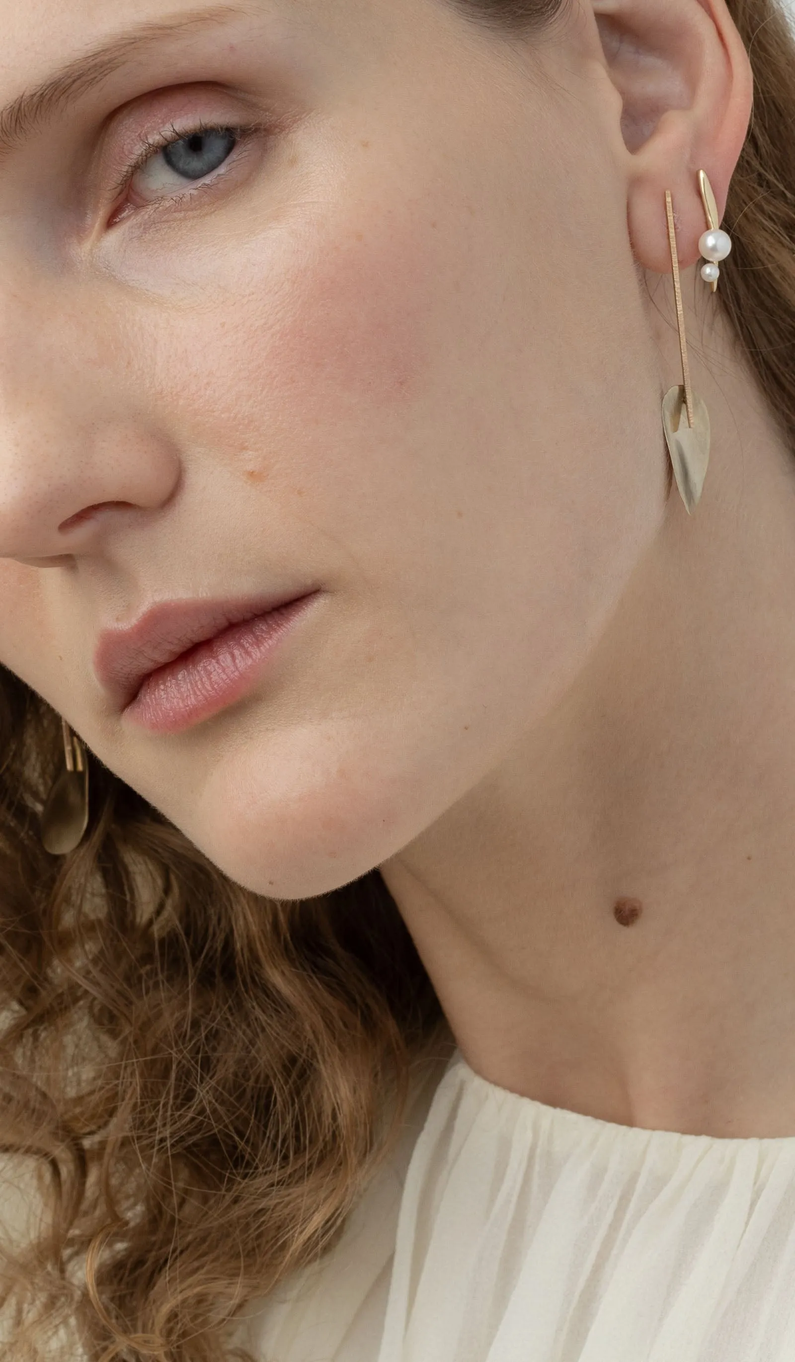 Elodie pearl studs