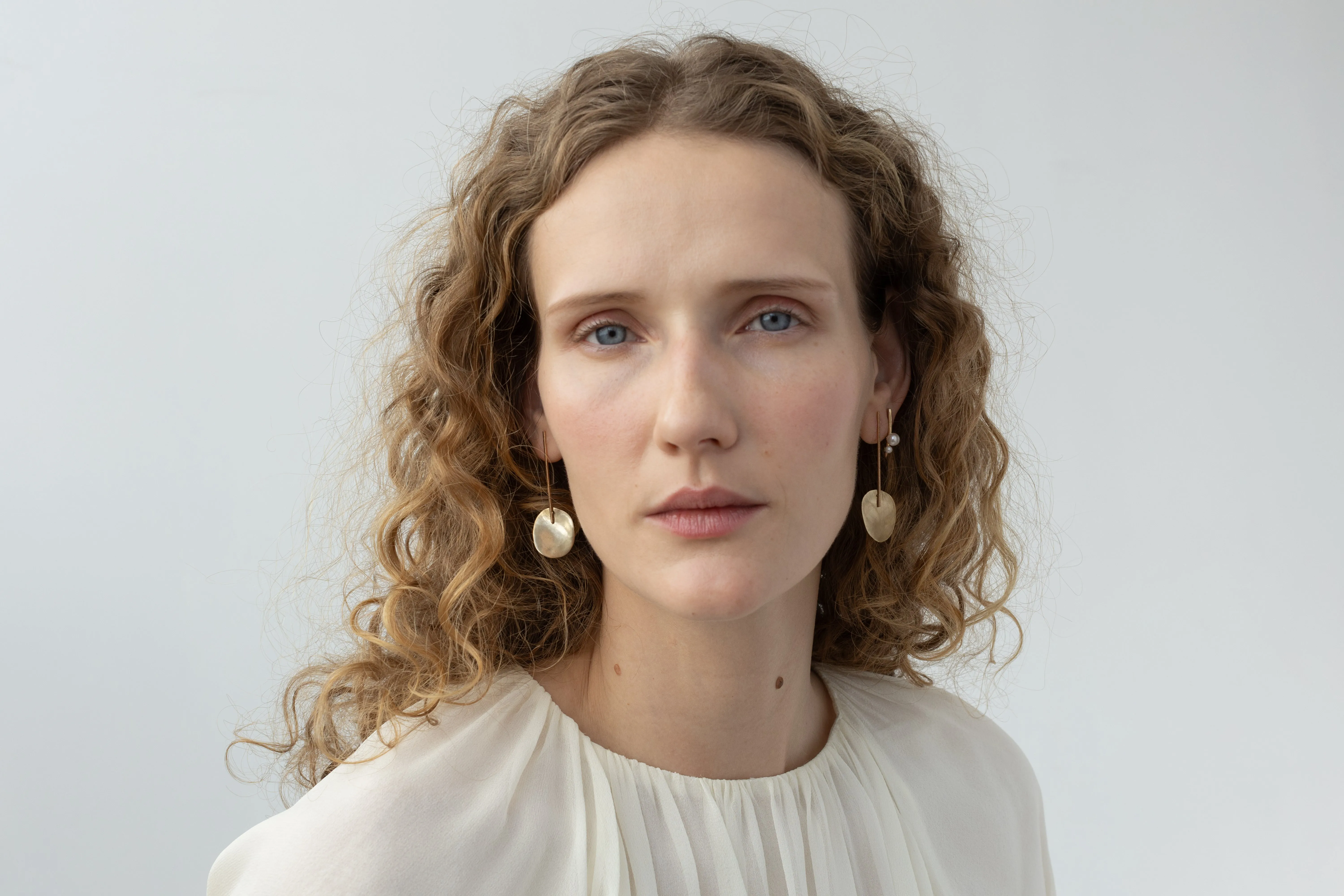 Elodie pearl studs