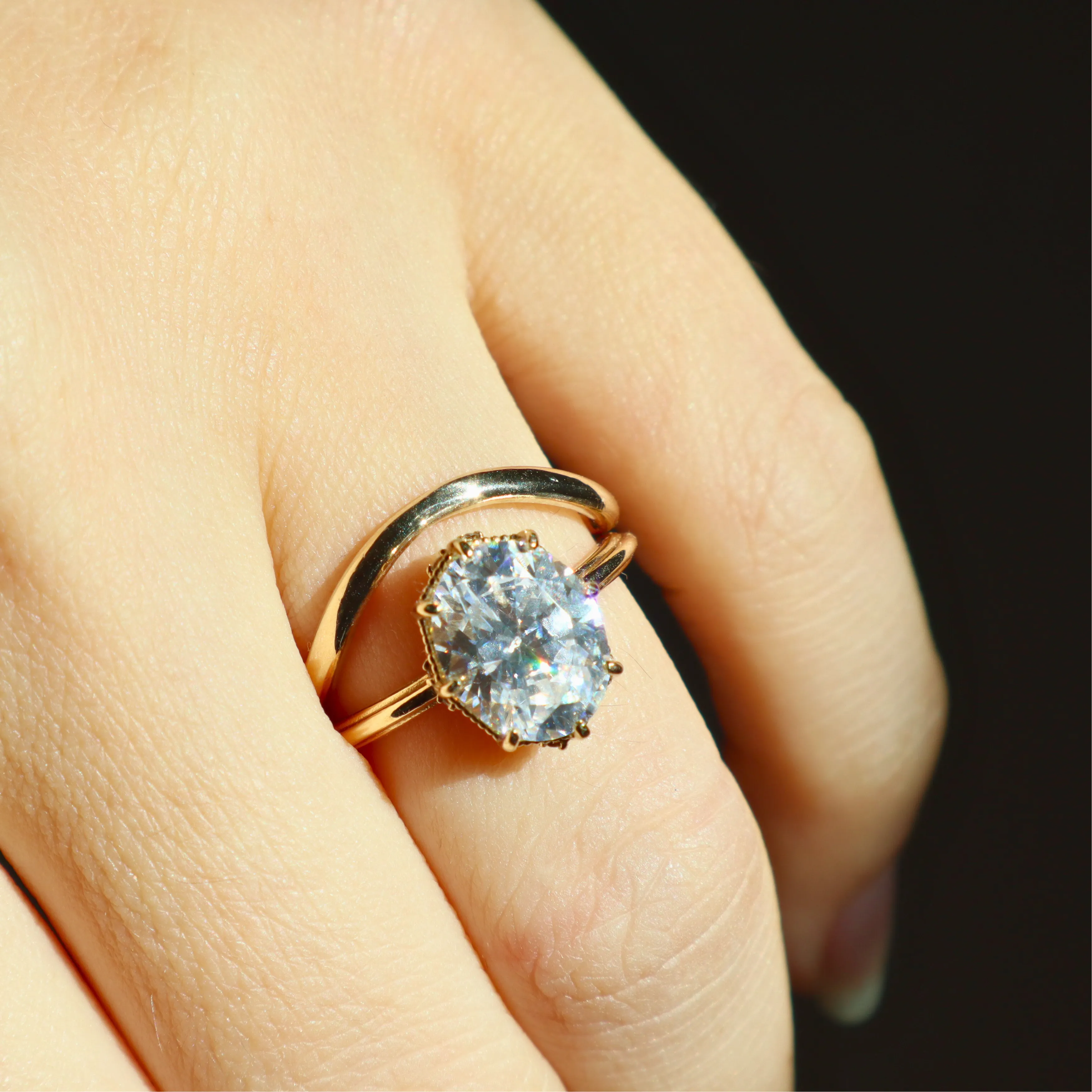Embrace Curved Gold Band