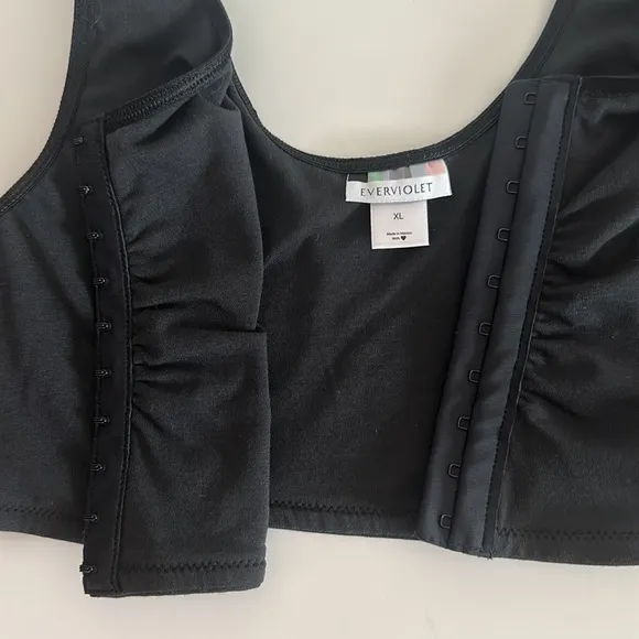 EVERVIOLET Maia Front Close Pocketed Bralette