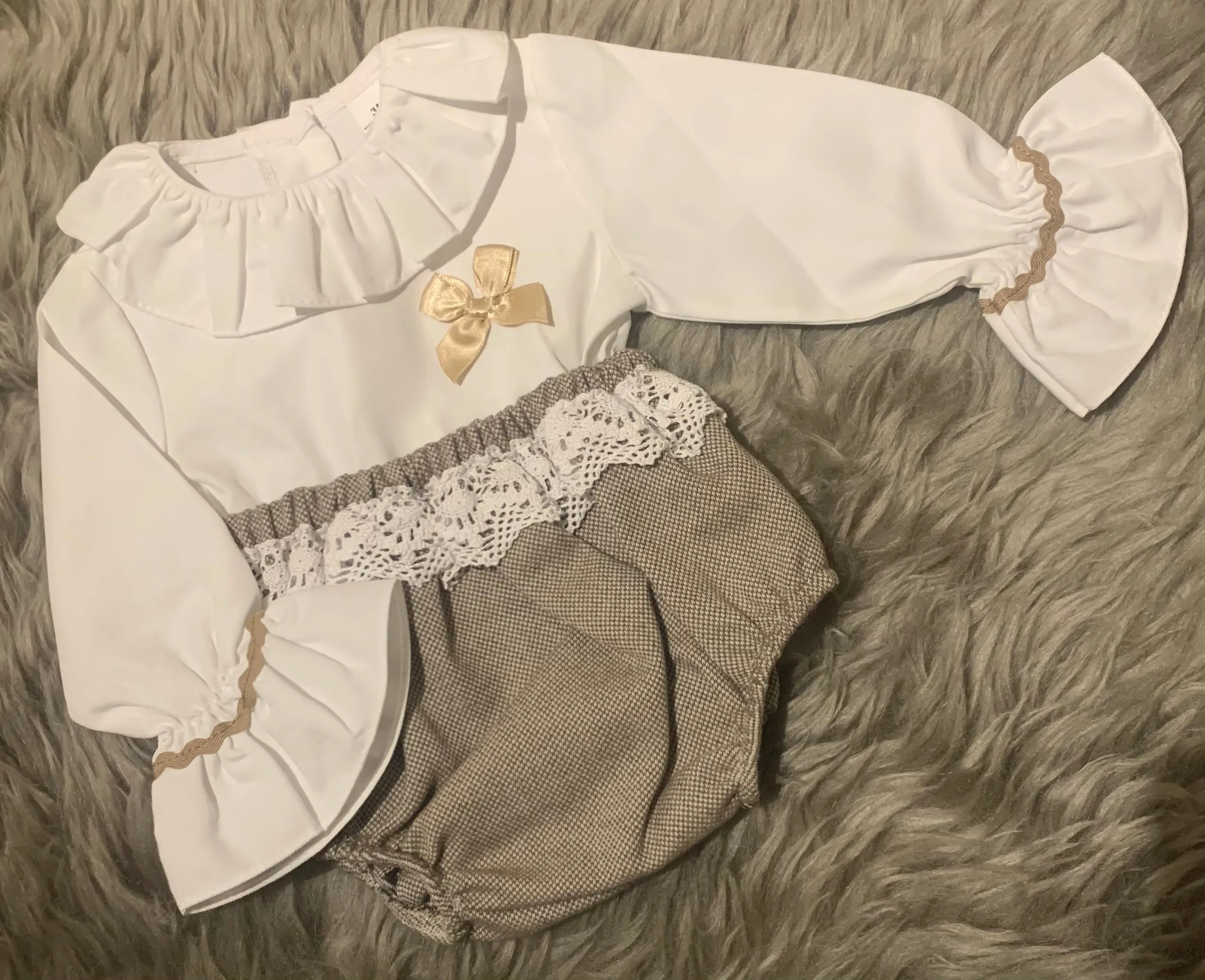 Frilly Bow 2 Piece Set