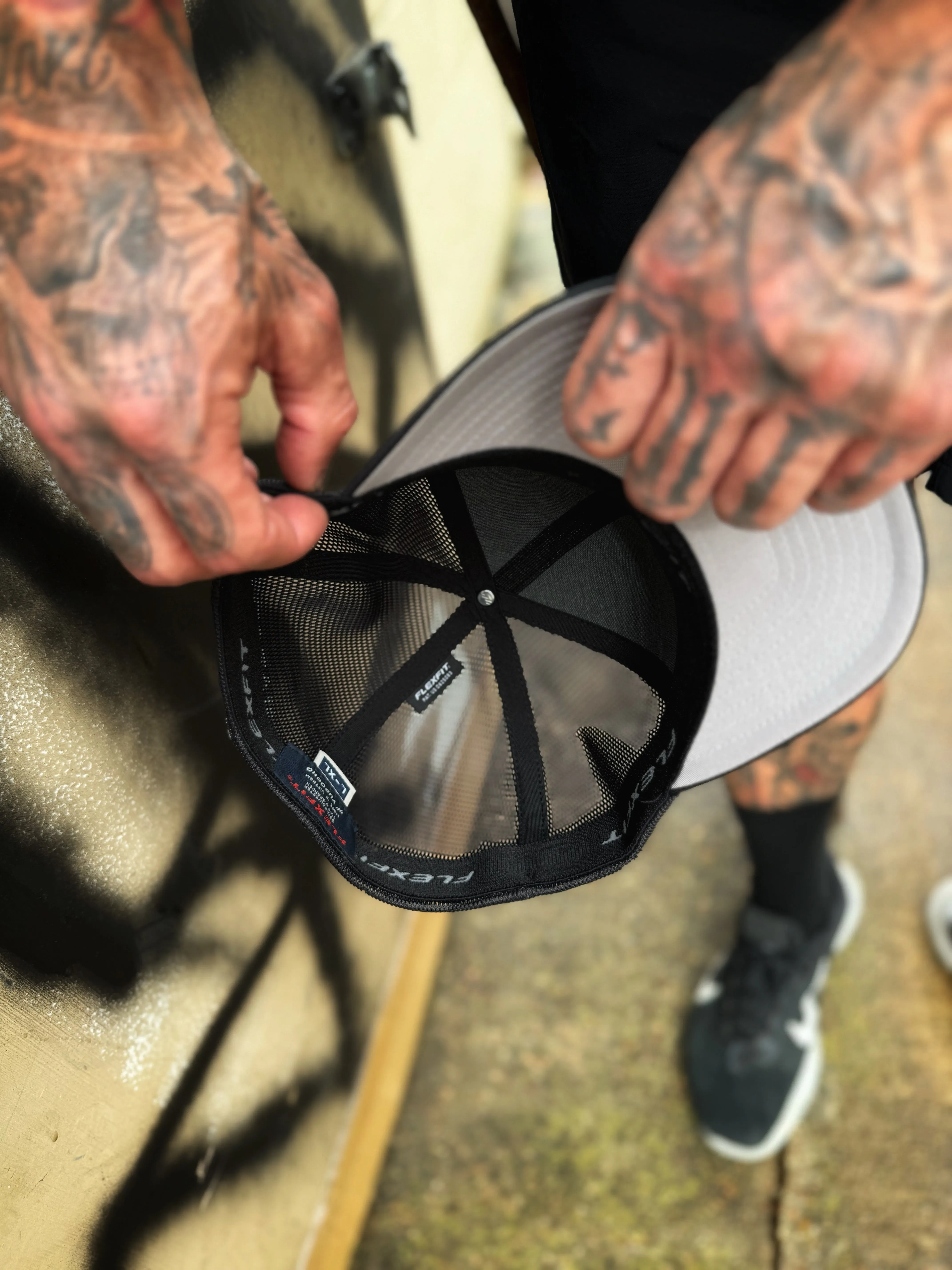 FUCK EM SIDE STYLE FLEXFIT HAT