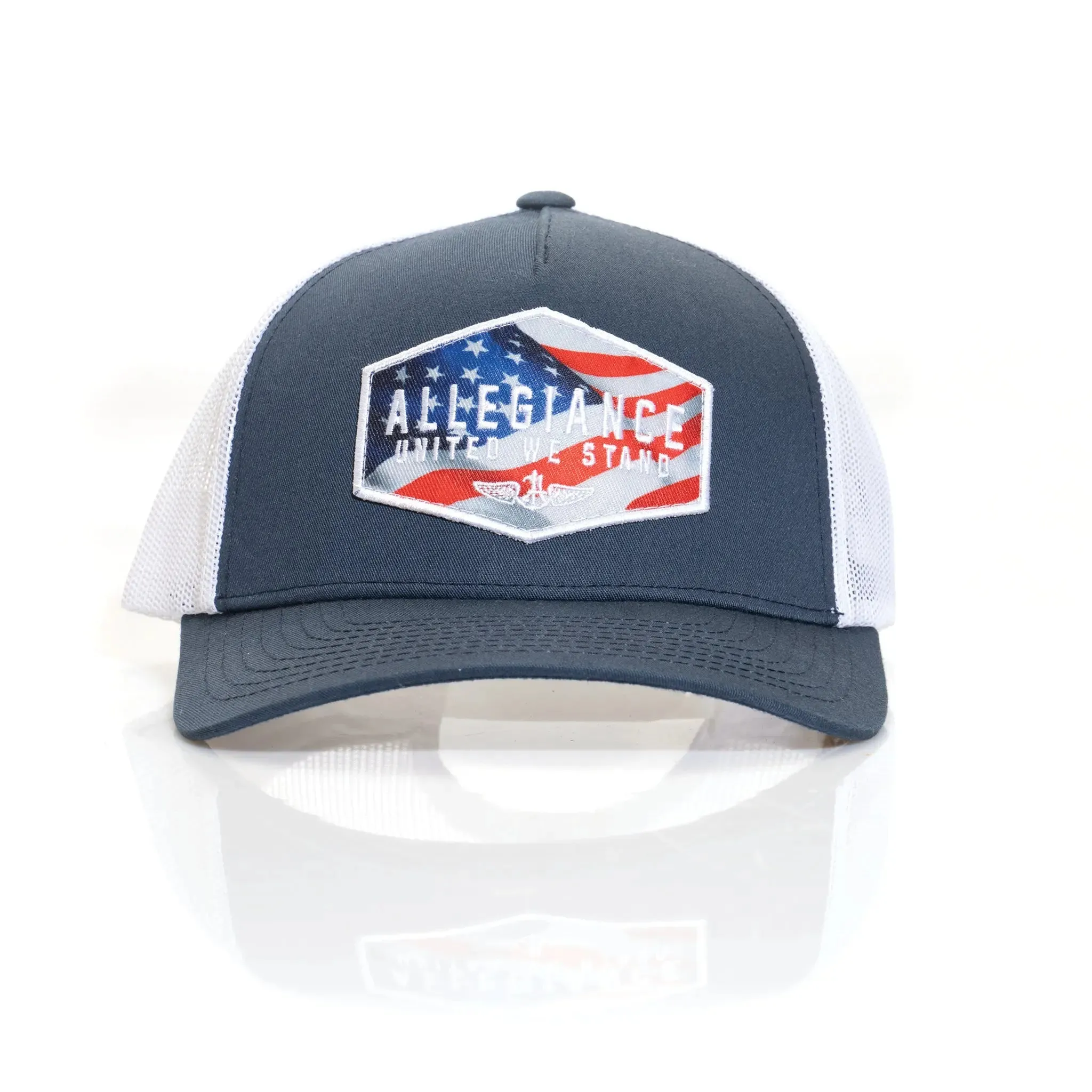 Glory Curved Trucker