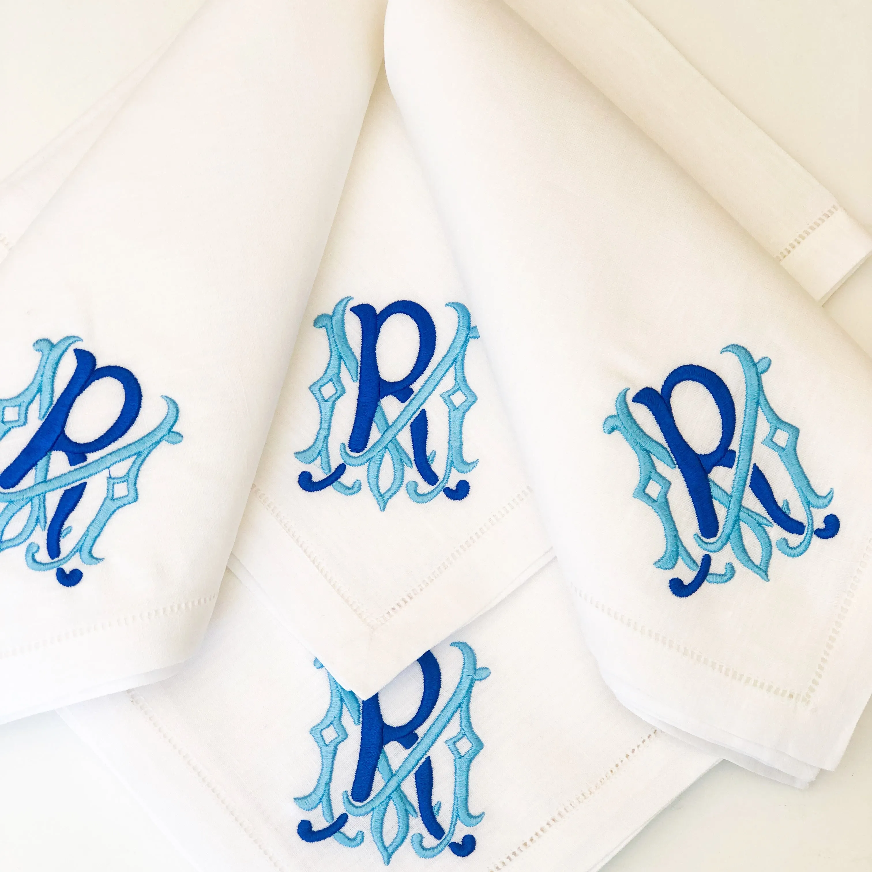HEMSTITCHED LINEN DINNER NAPKINS with monogram - SET OF 6