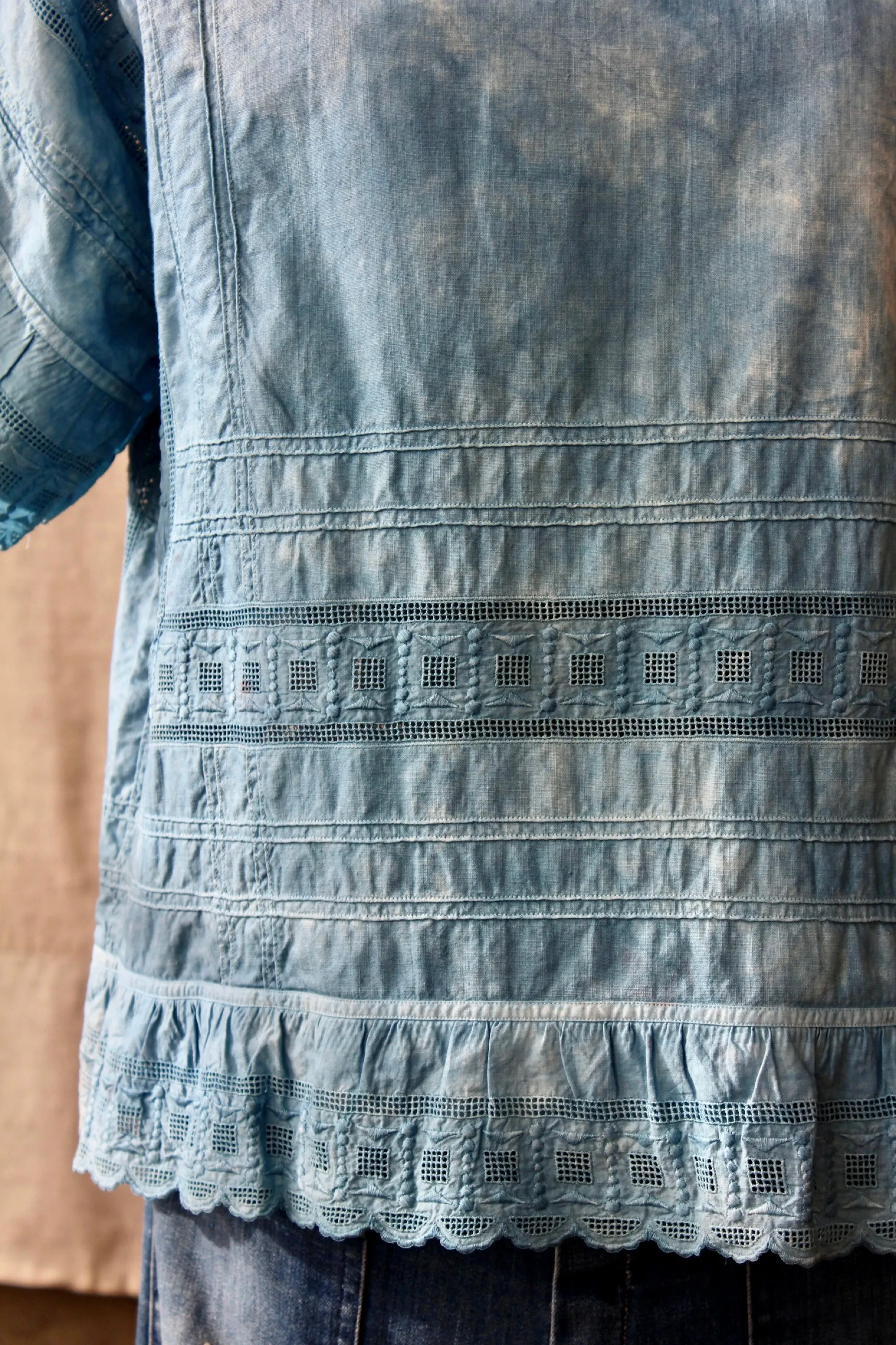 HF176 The Highlands Foundry Indigo Dyed Box Top