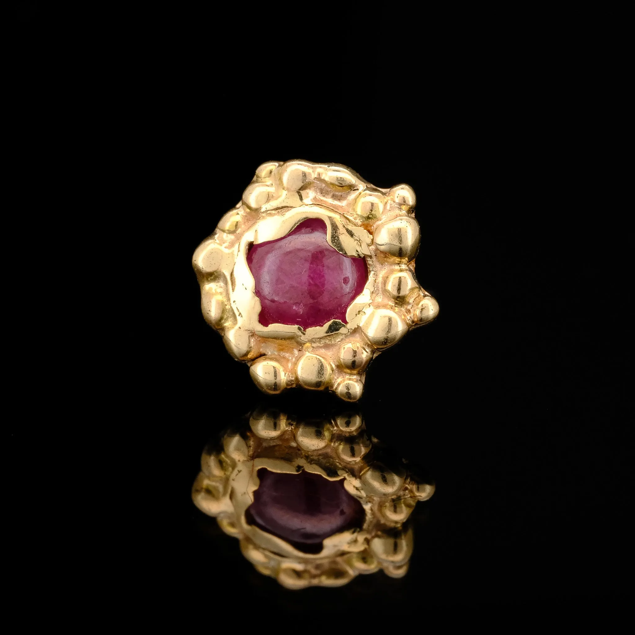 Horta - Ruby 14ga Threaded end - 14kt Yellow Gold