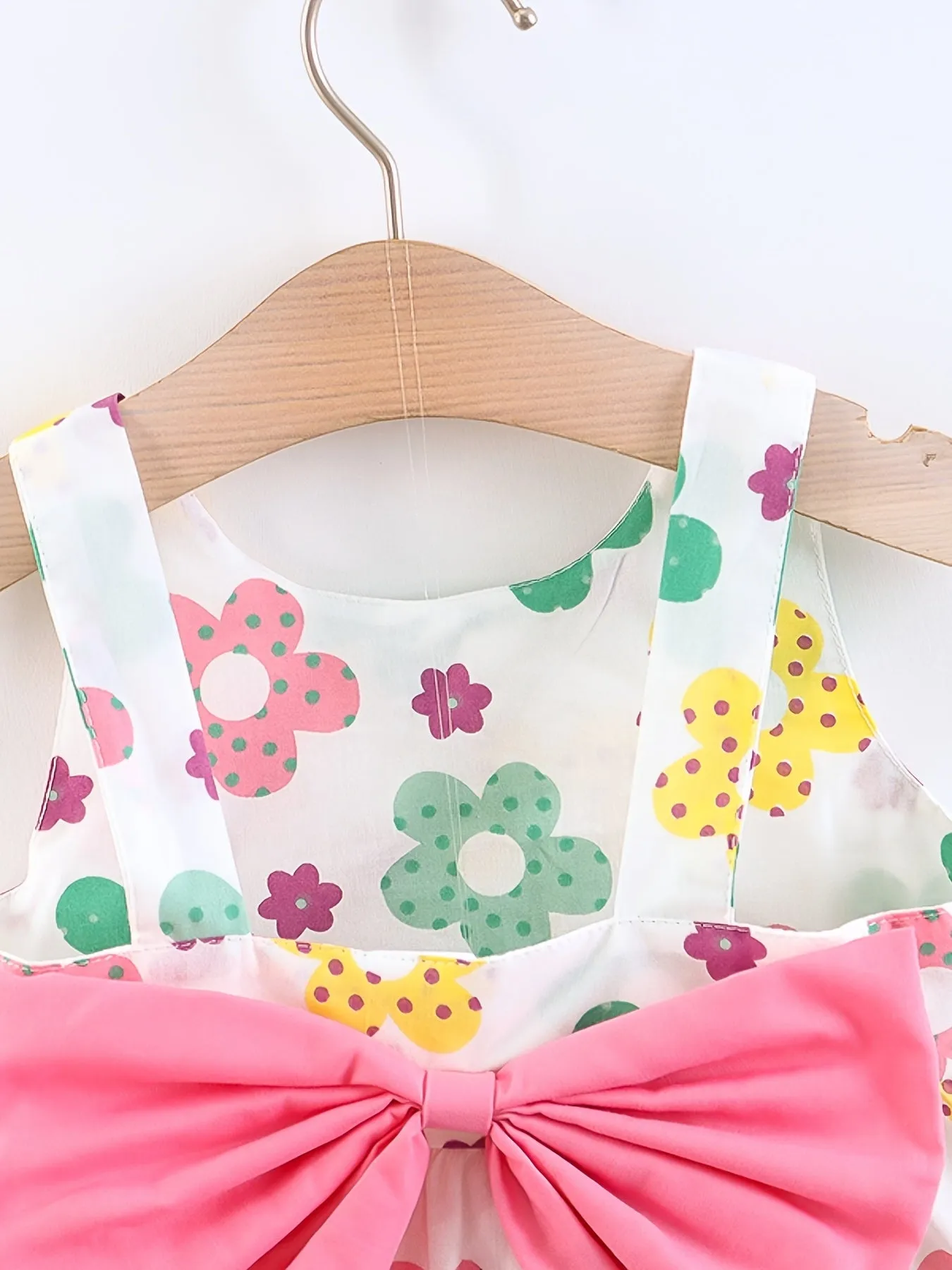 Infant Little Girls Sleeveless Princess Dress   Hat Set with Big Bowknot Design