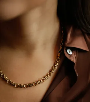 Interlocking Knot Chain