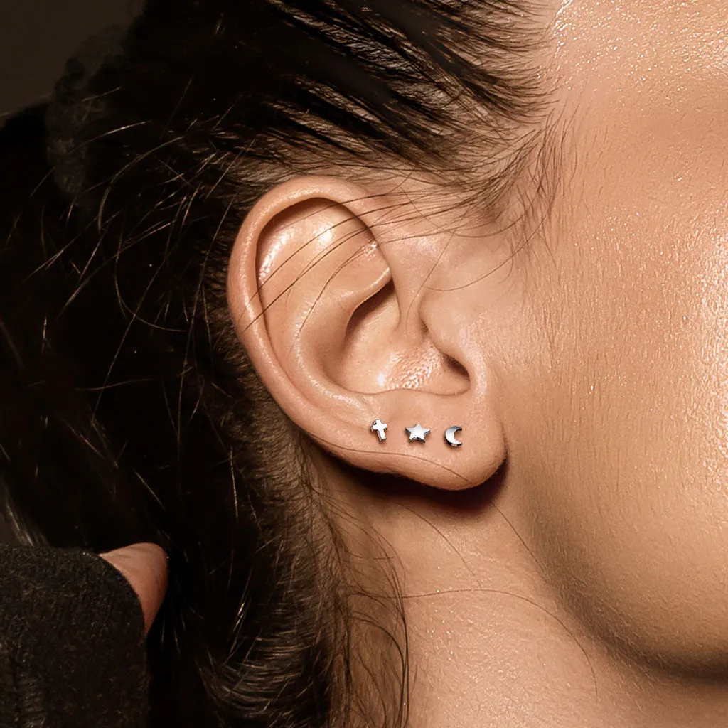 Internally Threaded Crescent Moon Gold PVD Implant Grade Titanium Labret