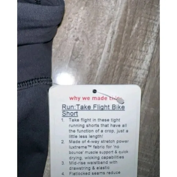 Lululemon run take flight  stretch luxtreme Short Black Size 2