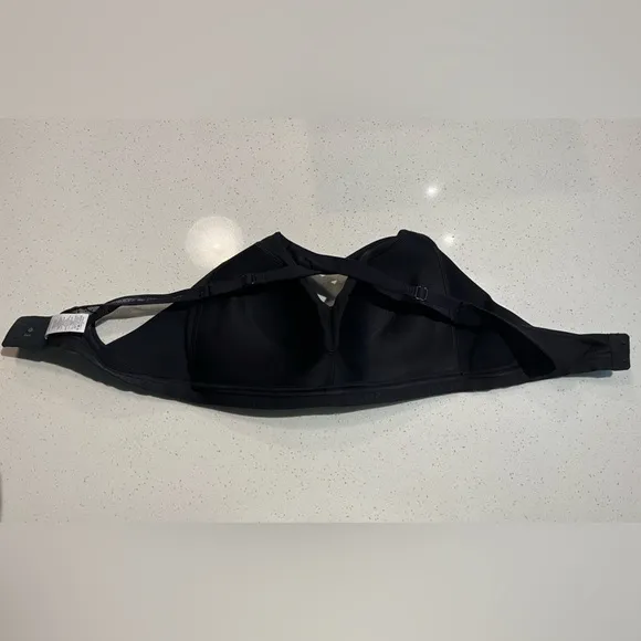 Lululemon Up For It Bra in Black Size 34C