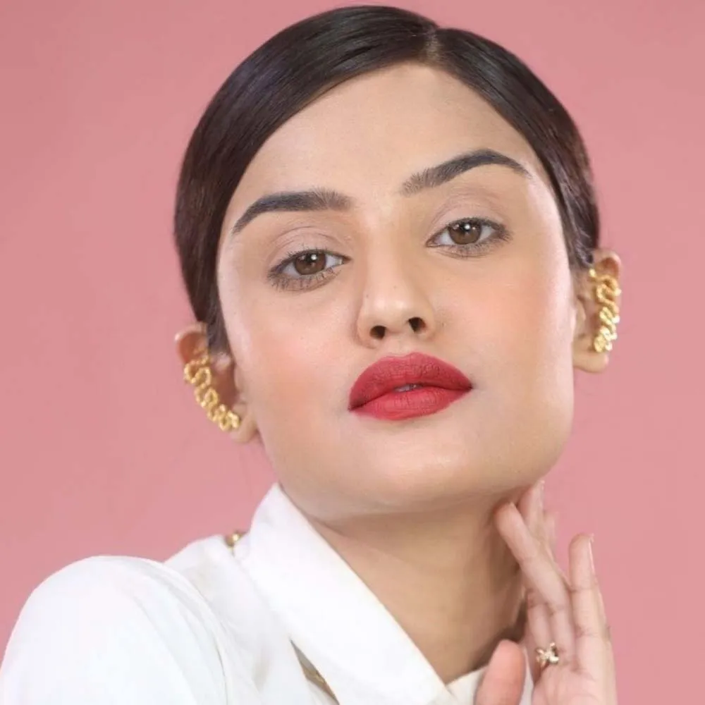 Luxe Matte Liquid Lipstick | Lightweight & Comfortable | Super Hydrating | 10 Hrs Long Lasting