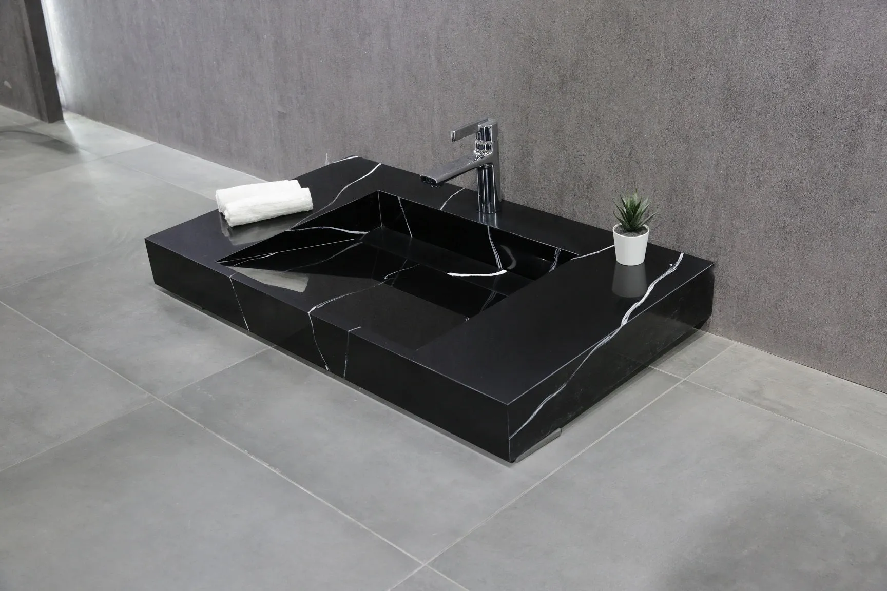 Marble Ramp Basin 1200mm - BUVS1200
