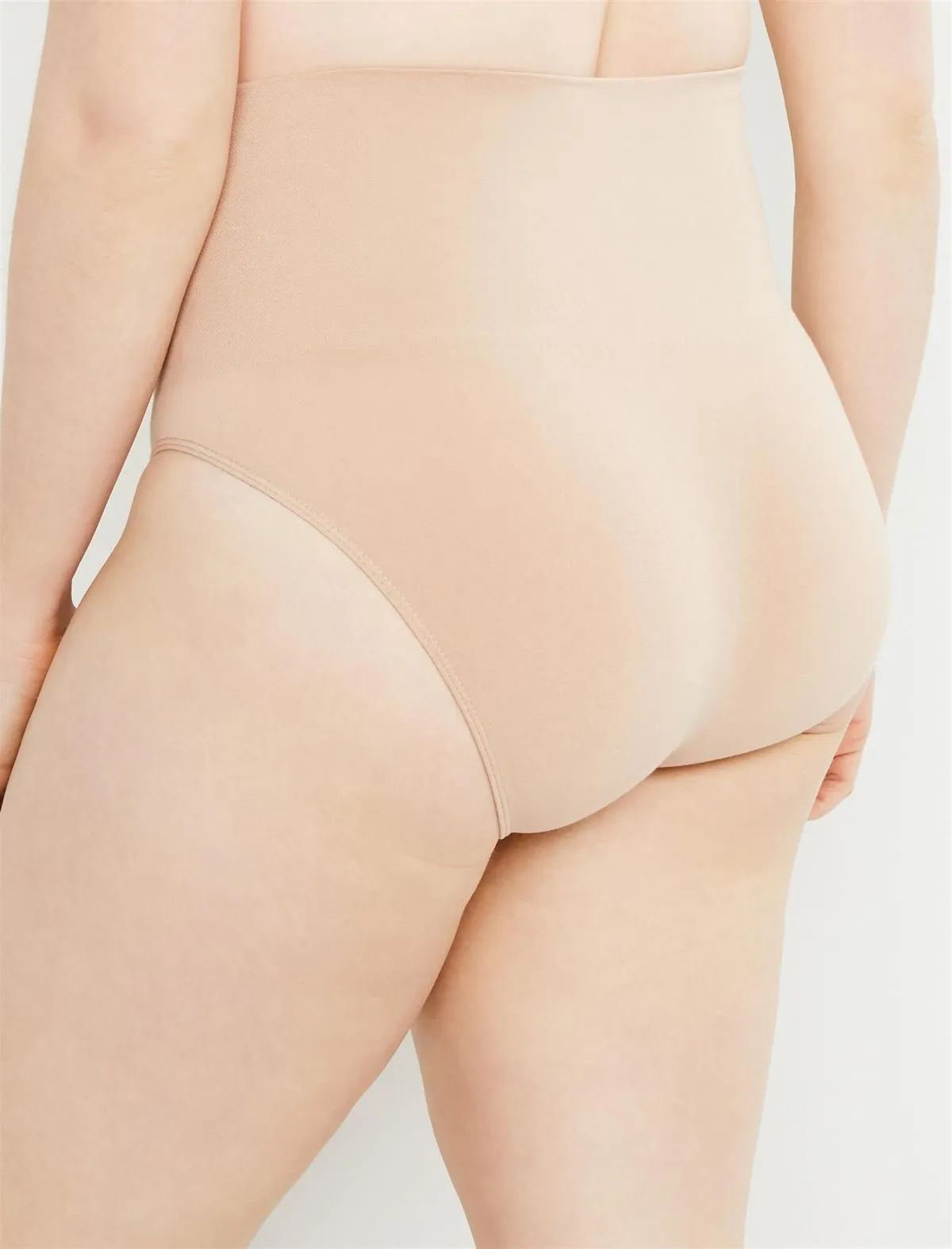New with tags! POST PREGNANCY PANTY SHAPER IN NUDE, NOT BLACK! SZ S/M!