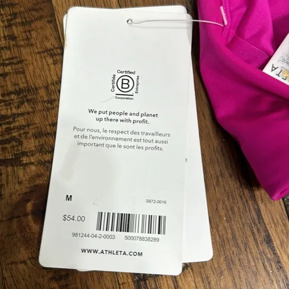 NWT Athleta Pink Malibu Bikini Top size Medium