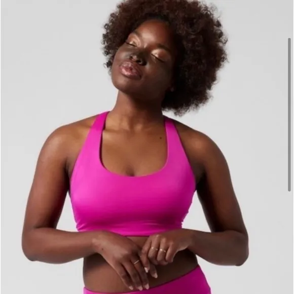 NWT Athleta Pink Malibu Bikini Top size Medium