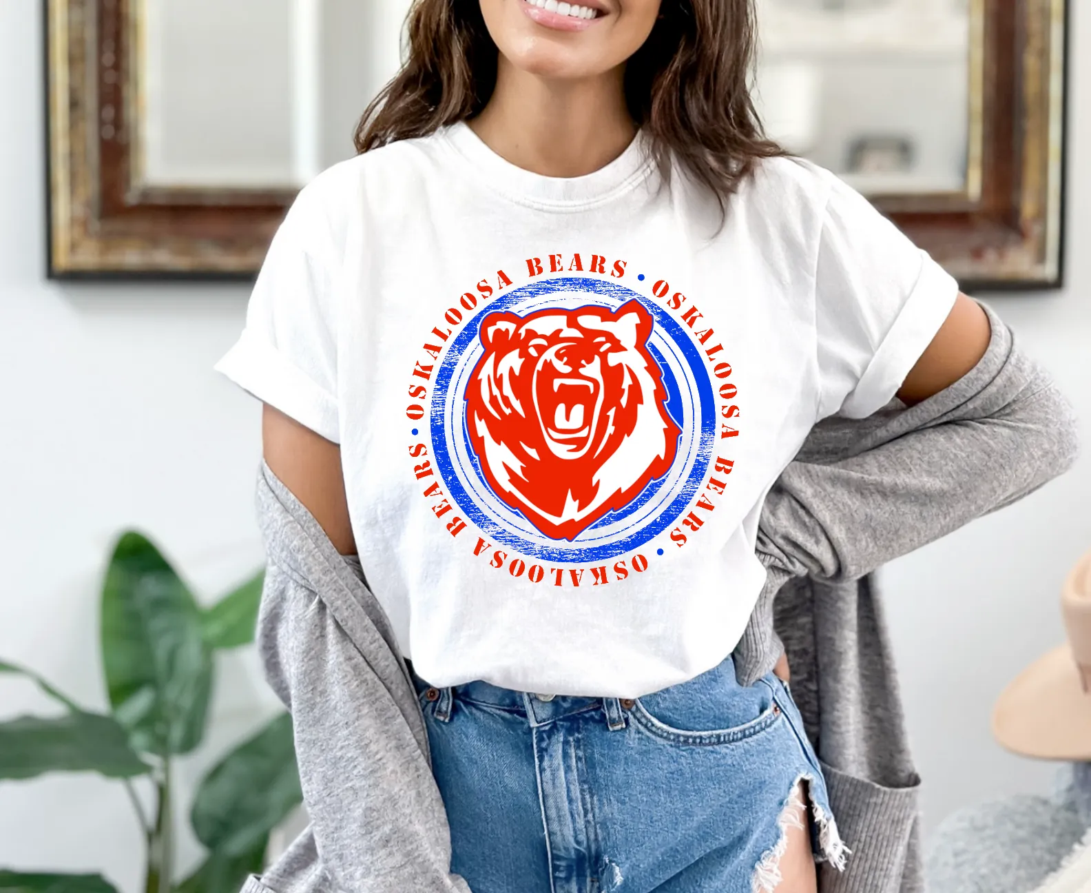Oskaloosa Bears Distressed Circle (M126)