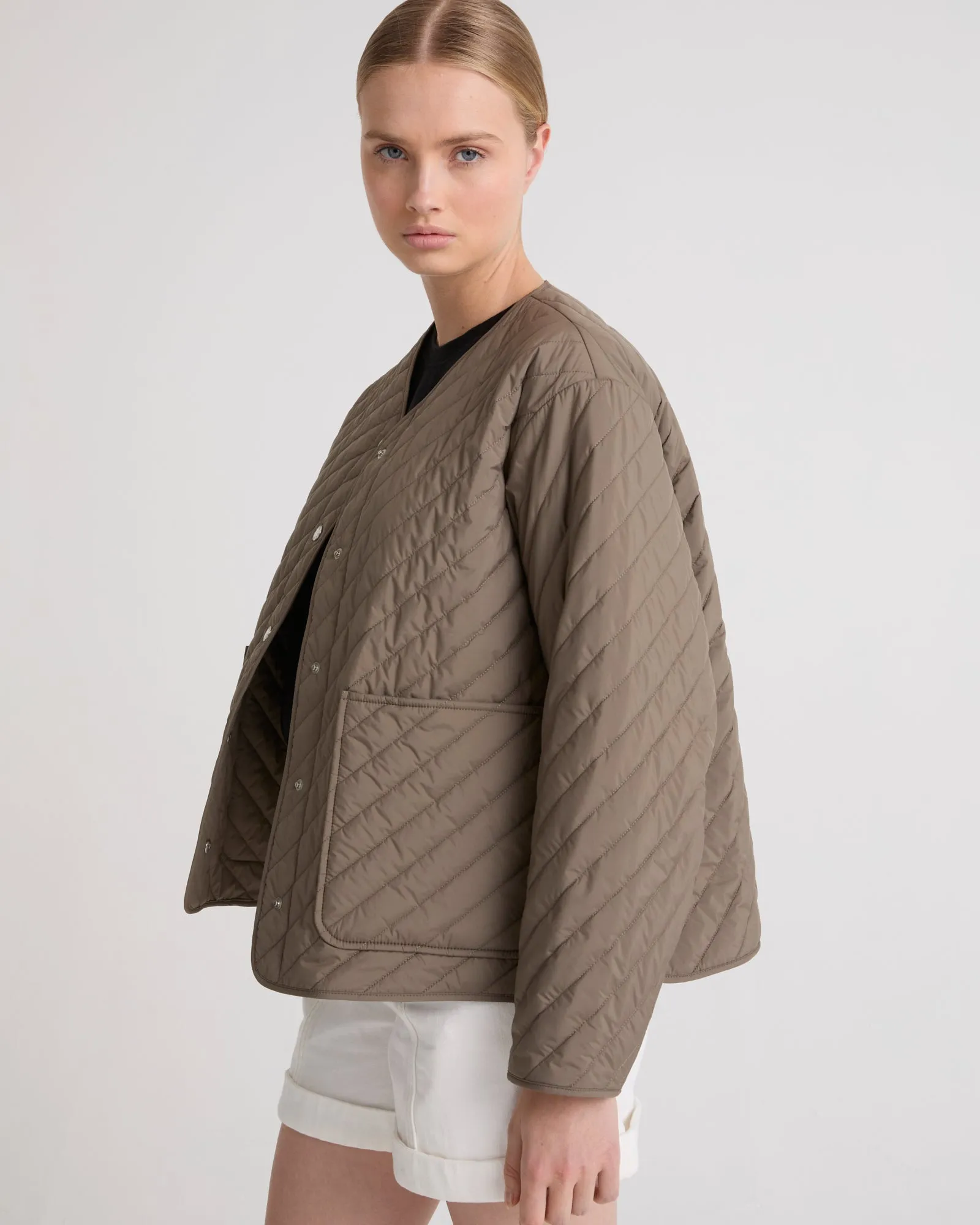 Padded jacket with pockets